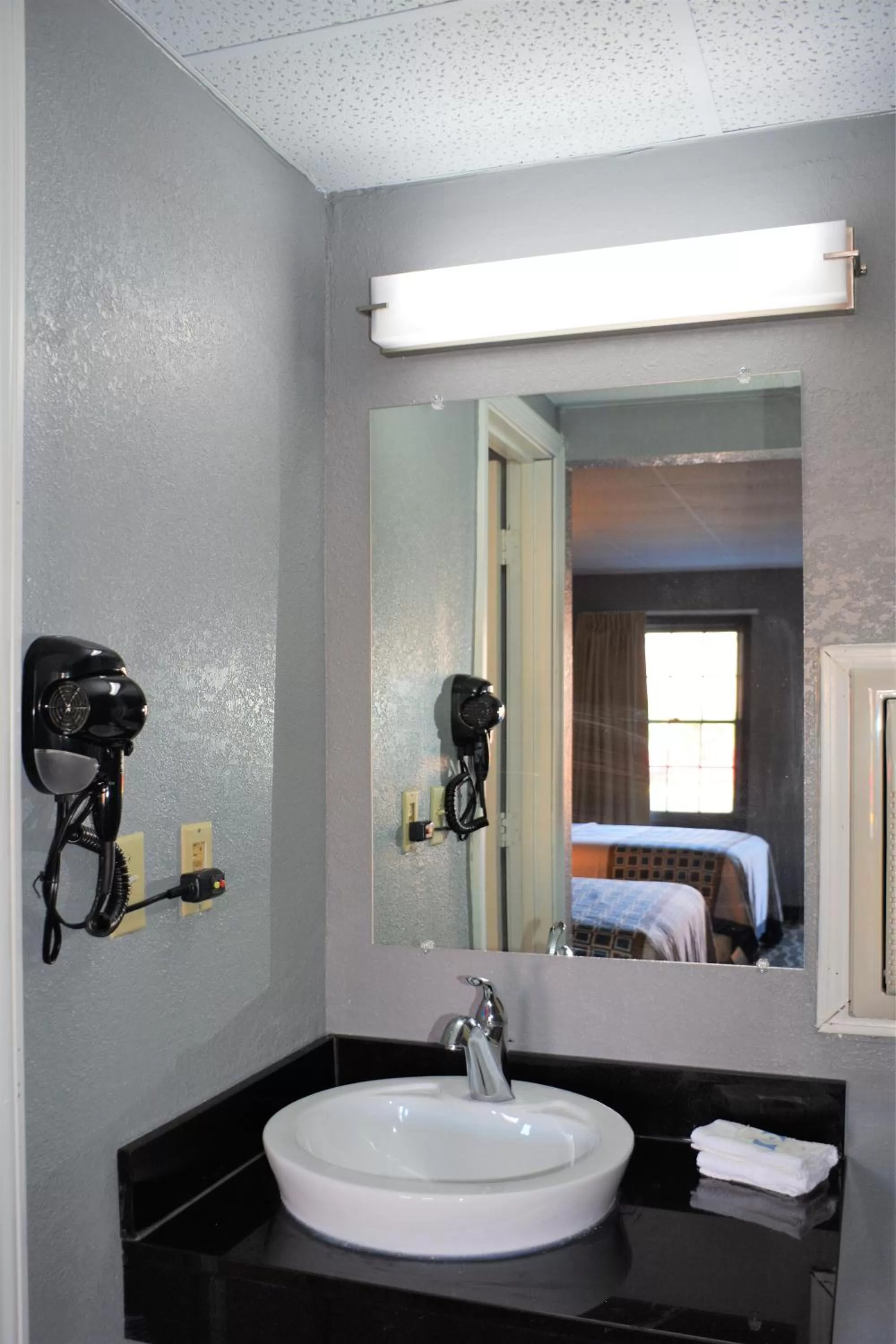 Bed in Travelodge by Wyndham Walterboro