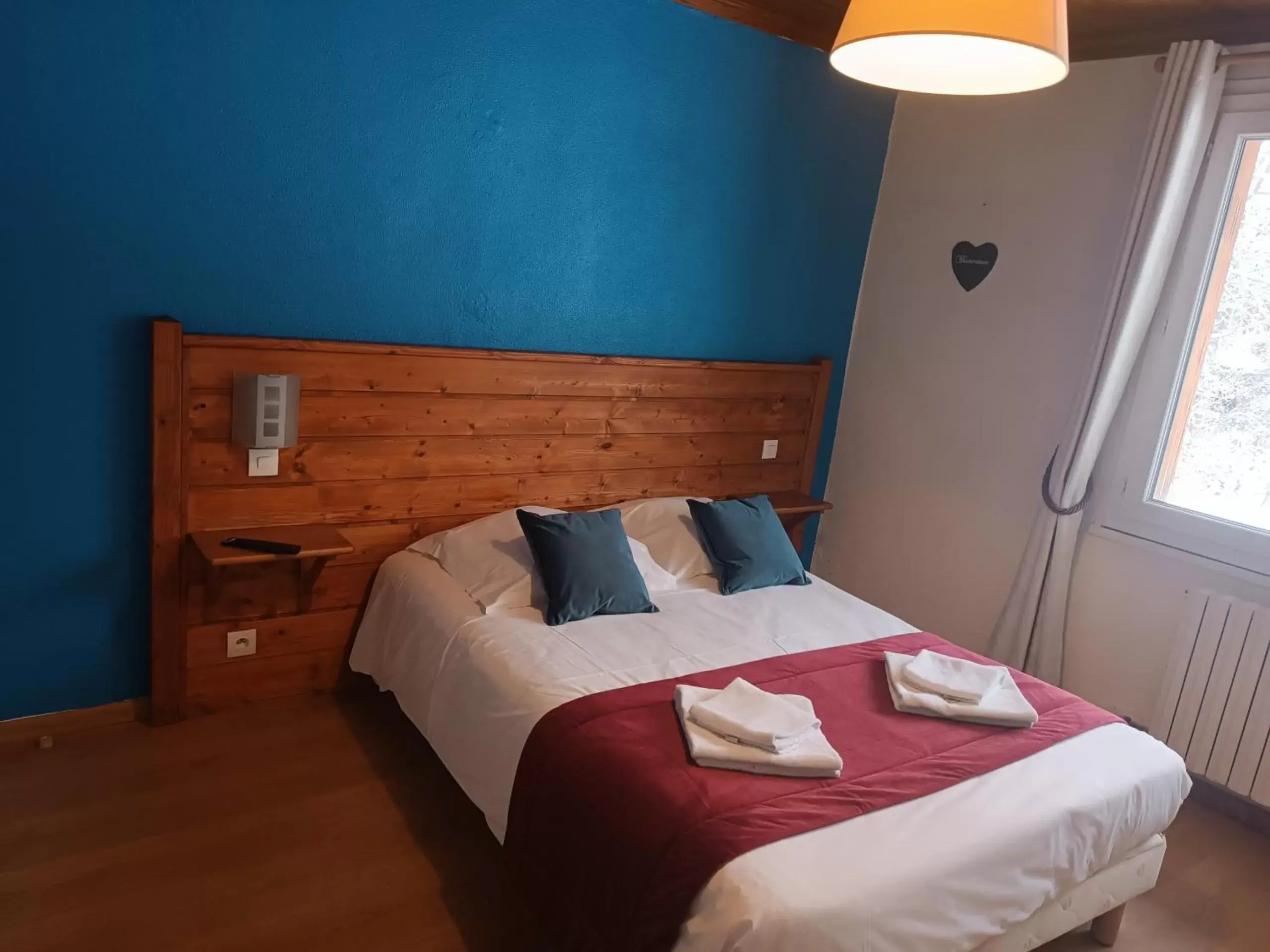 Standard Quadruple Room in Hôtel de l'Impossible Standard Quadruple Room in Hôtel de l'Impossible