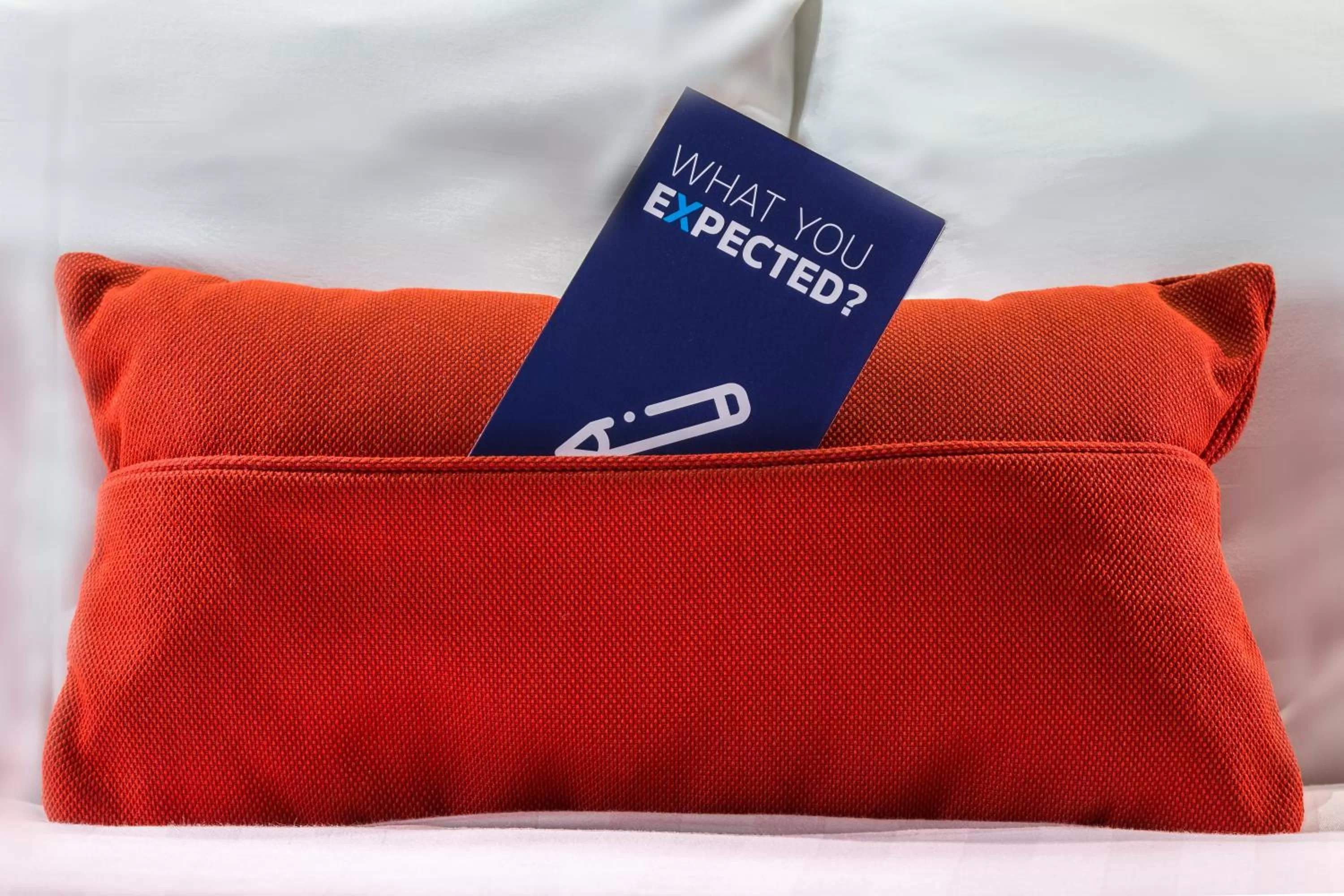 Photo of the whole room in Holiday Inn Express Kettering by IHG