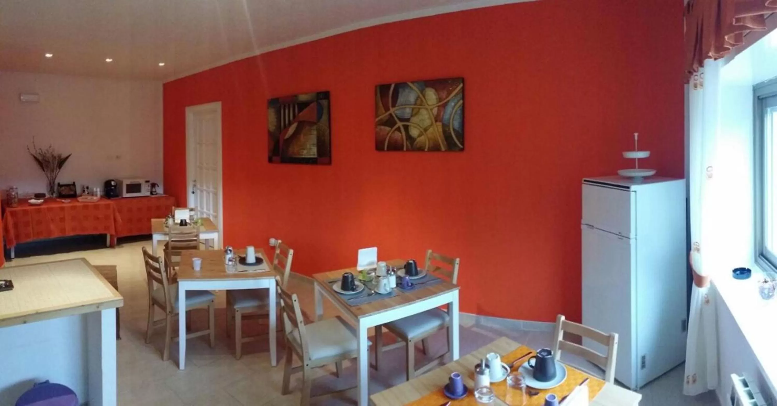 Dining area in B&B Pian del Lago
