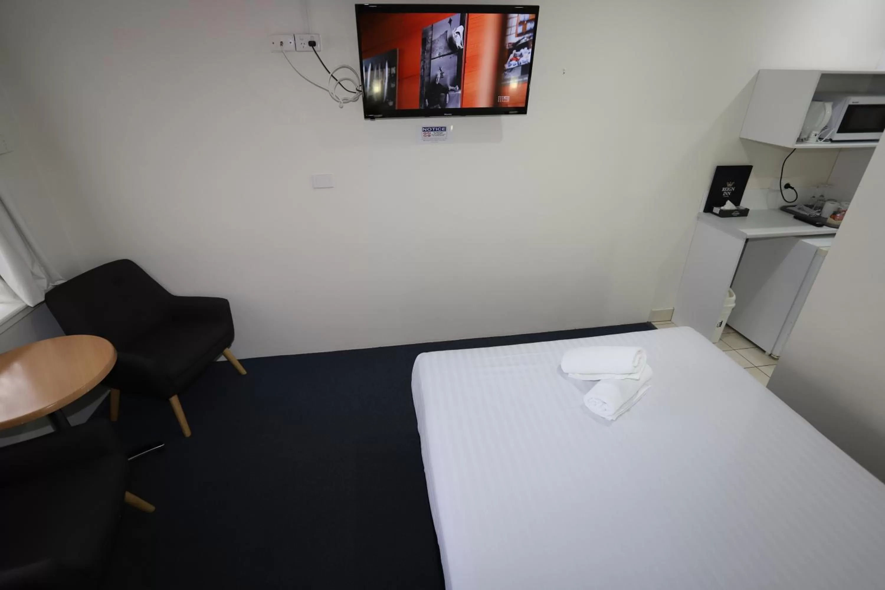 Bed in Reign Inn Newcastle