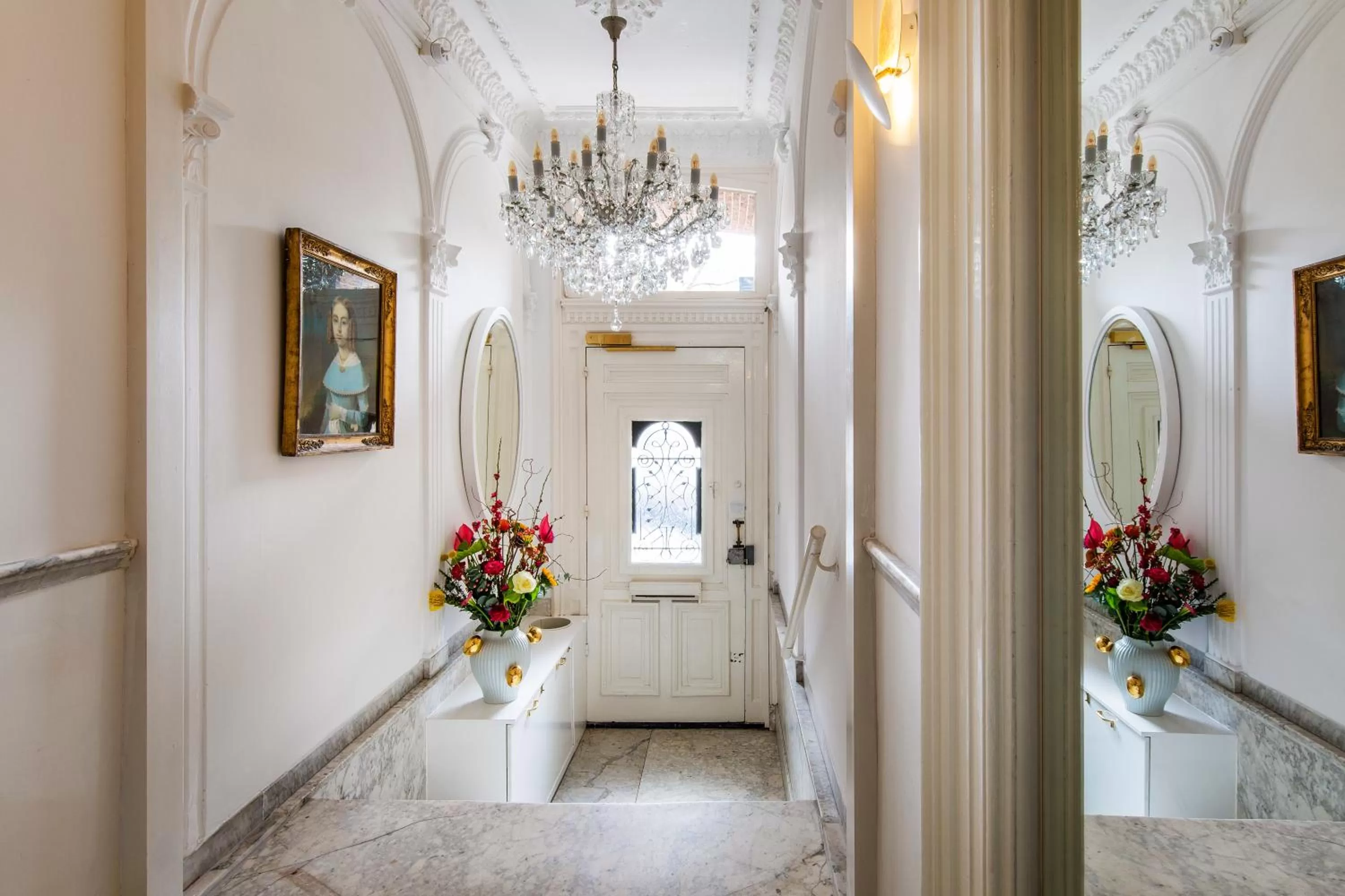 Facade/entrance in Amstel Corner Hotel