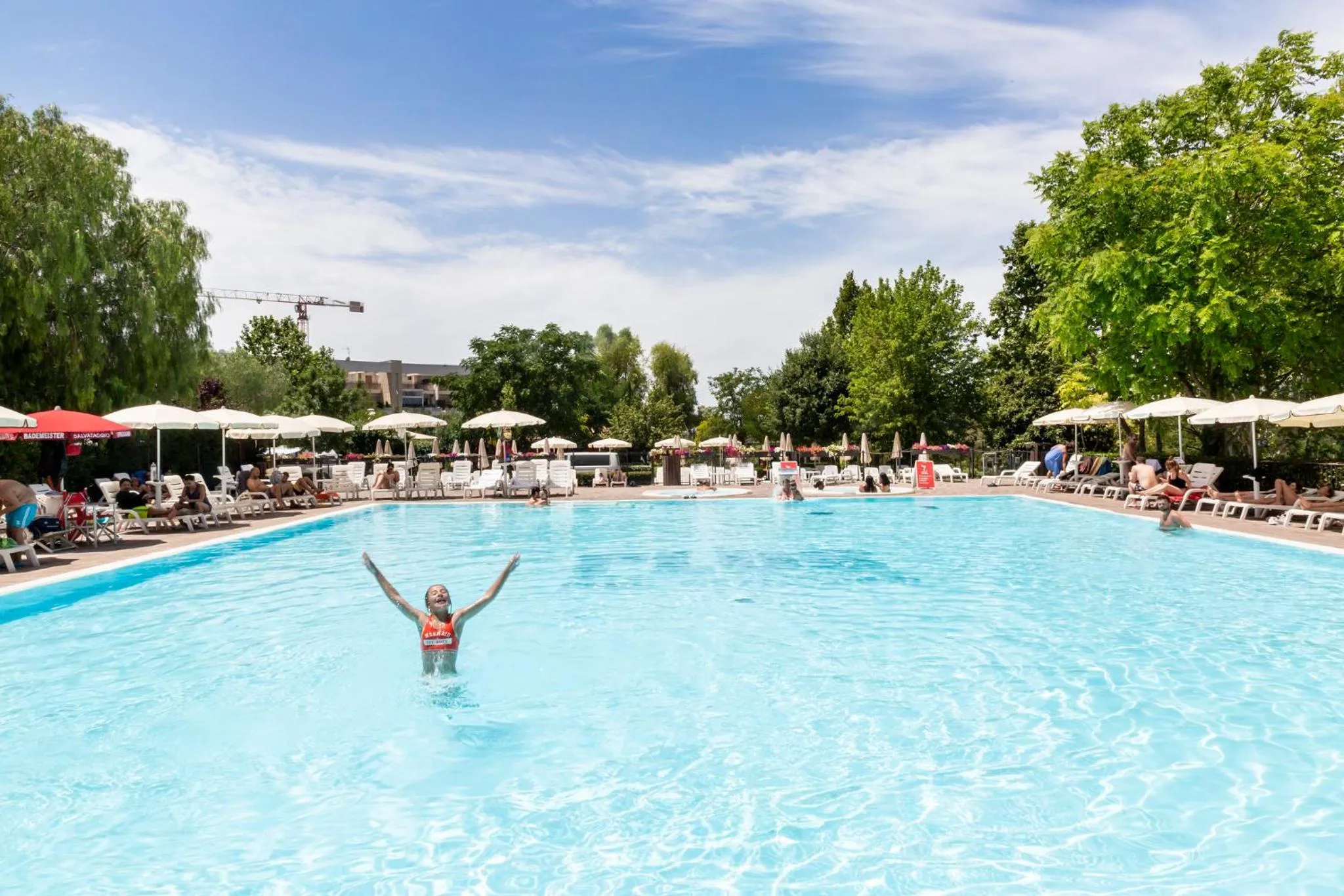 Swimming pool in hu Roma Camping In Town