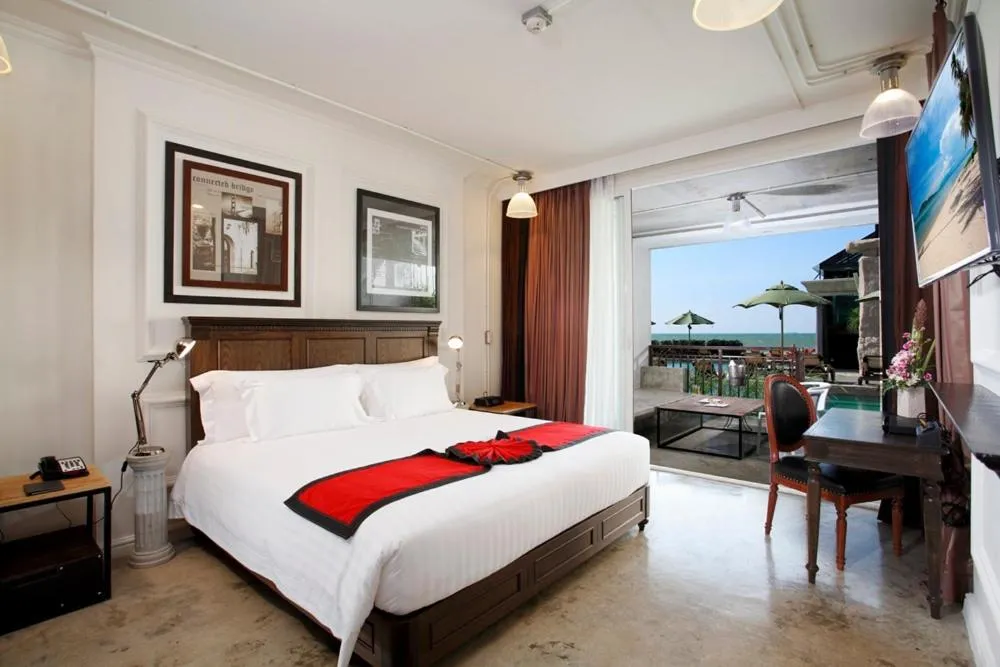 Bedroom, Bed in Pattaya Modus Beachfront Resort