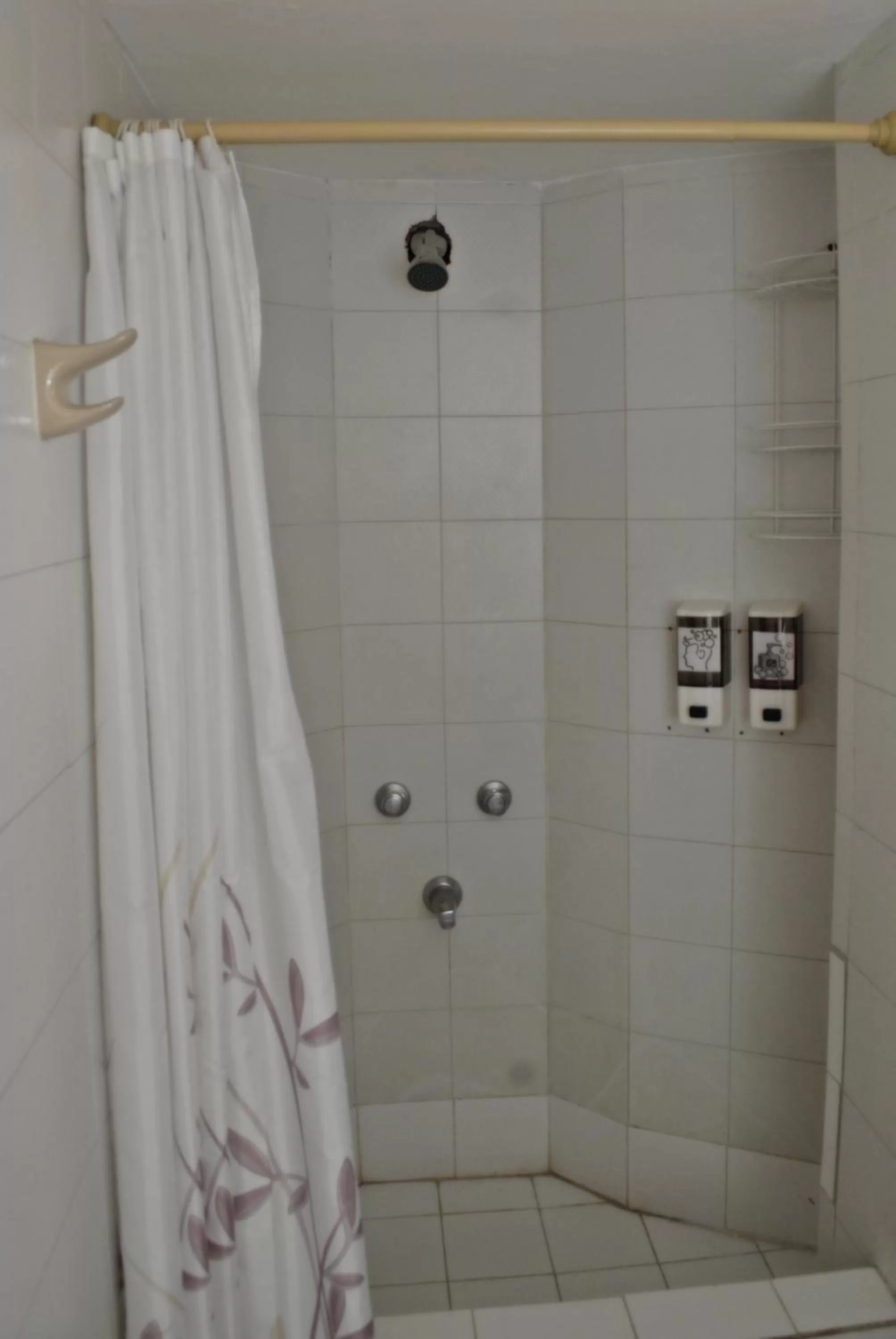 Shower in La Rojarilla