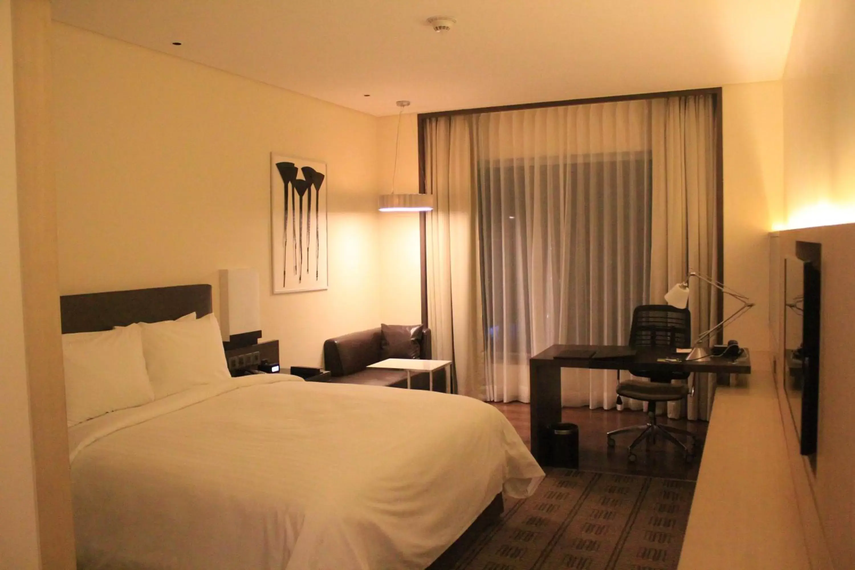 Superior Double or Twin Room with City View with 20% Discount on Buffet Meal and Bar36 in Courtyard by Marriott Bilaspur Superior Double or Twin Room with City View with 20% Discount on Buffet Meal and Bar36 in Courtyard by Marriott Bilaspur