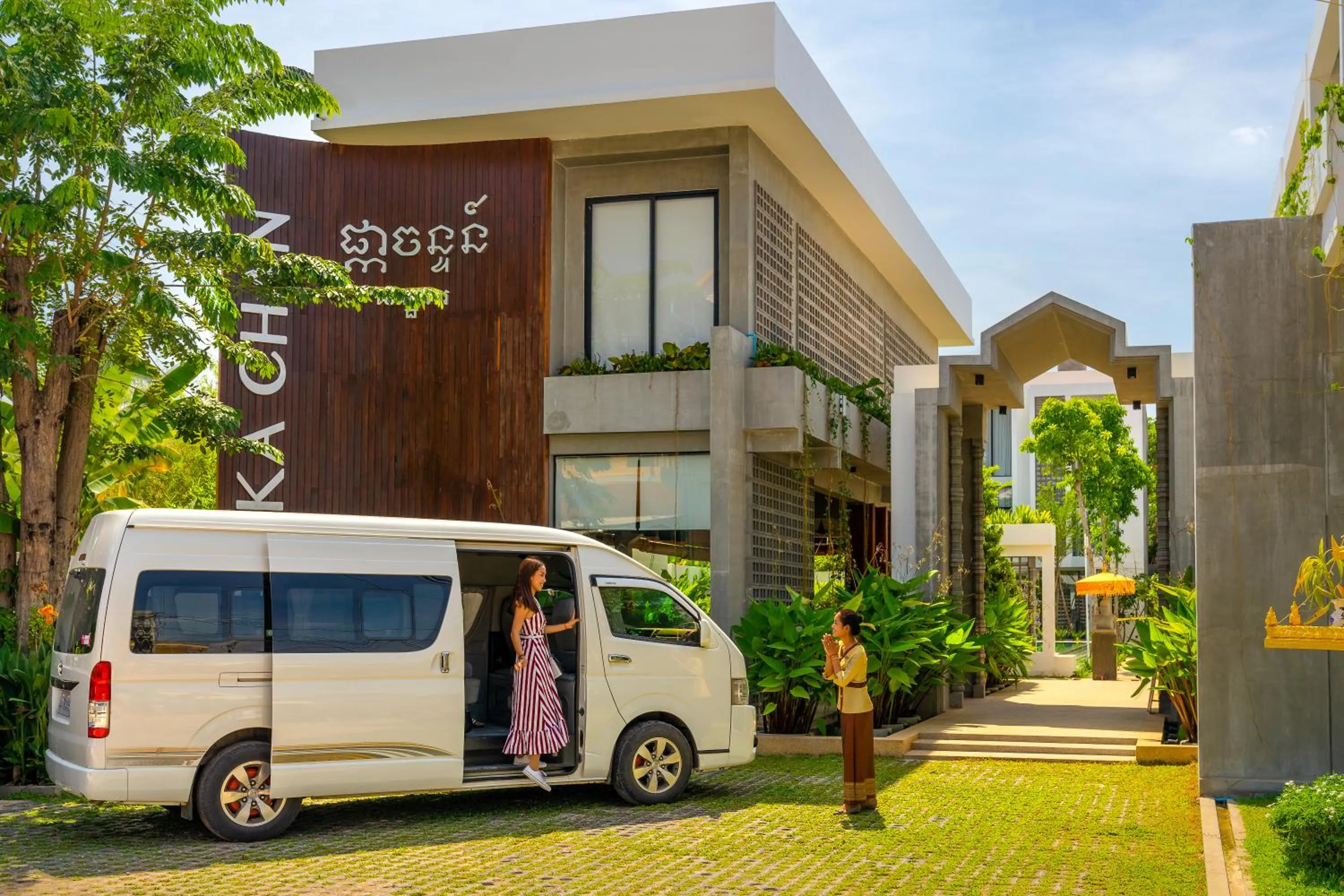 Property building in Phka Chan Hotel