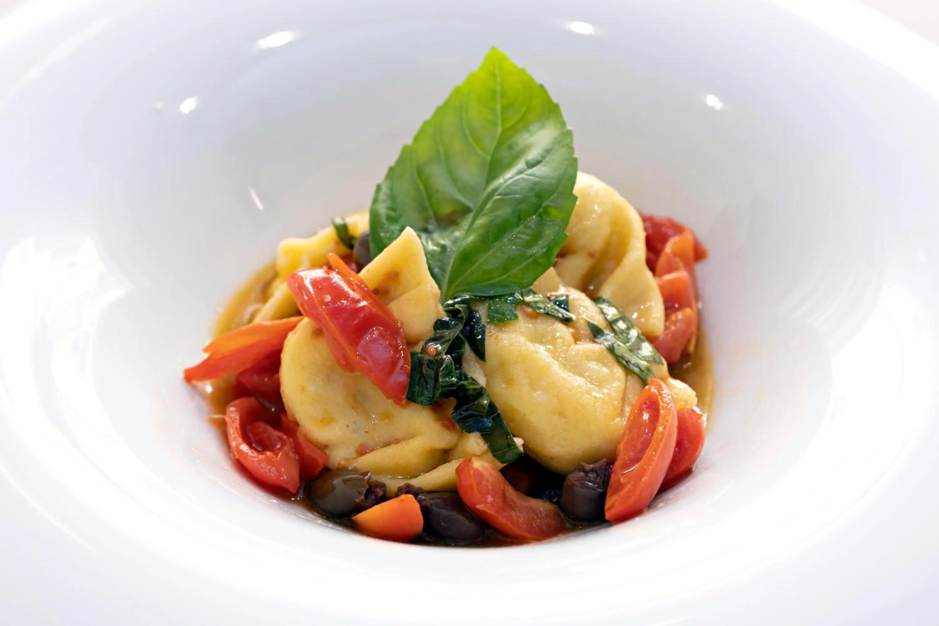 Restaurant/places to eat in Hotel Mirage