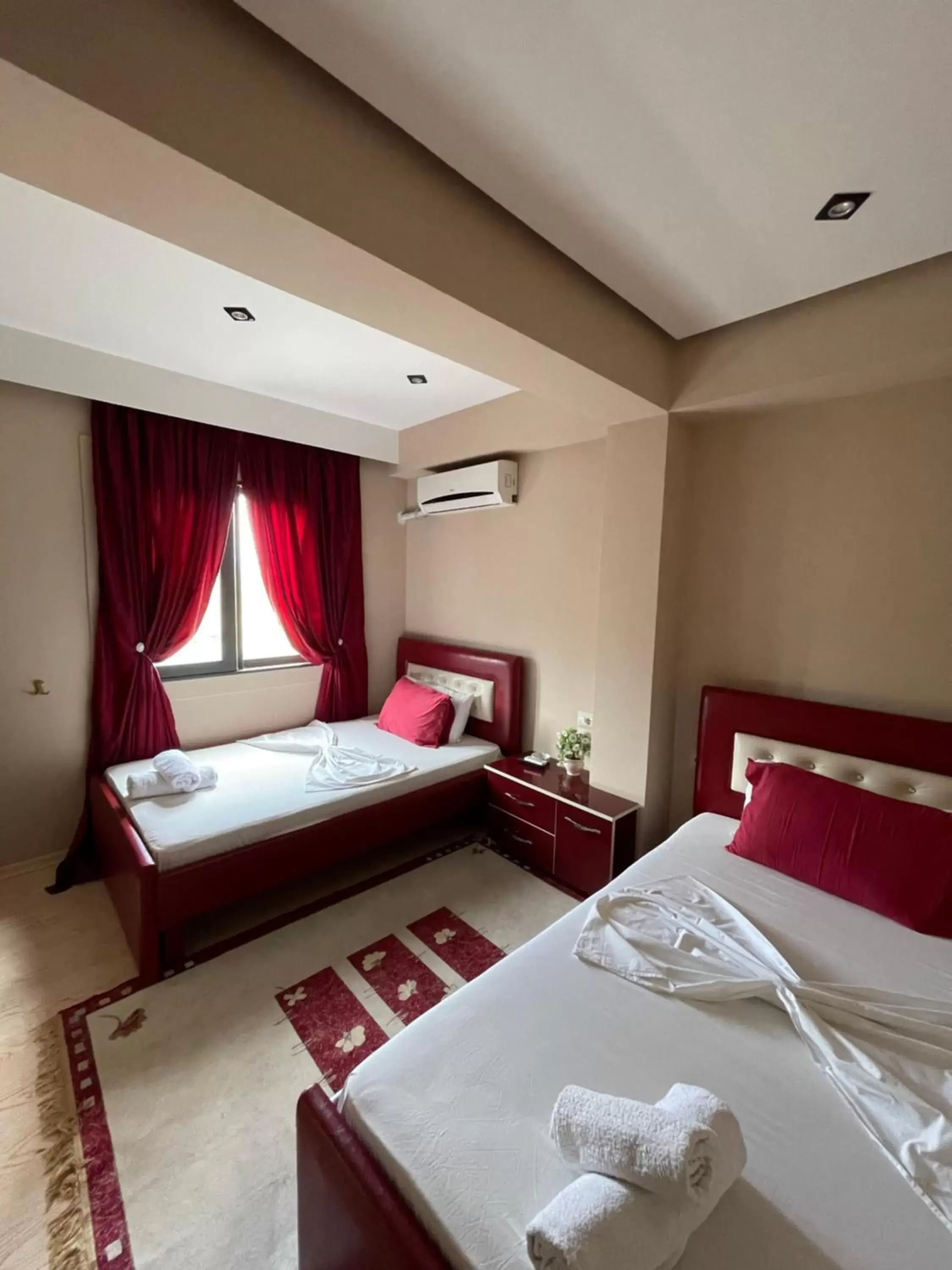 Deluxe Twin Room in Hotel Selfo Deluxe Twin Room in Hotel Selfo