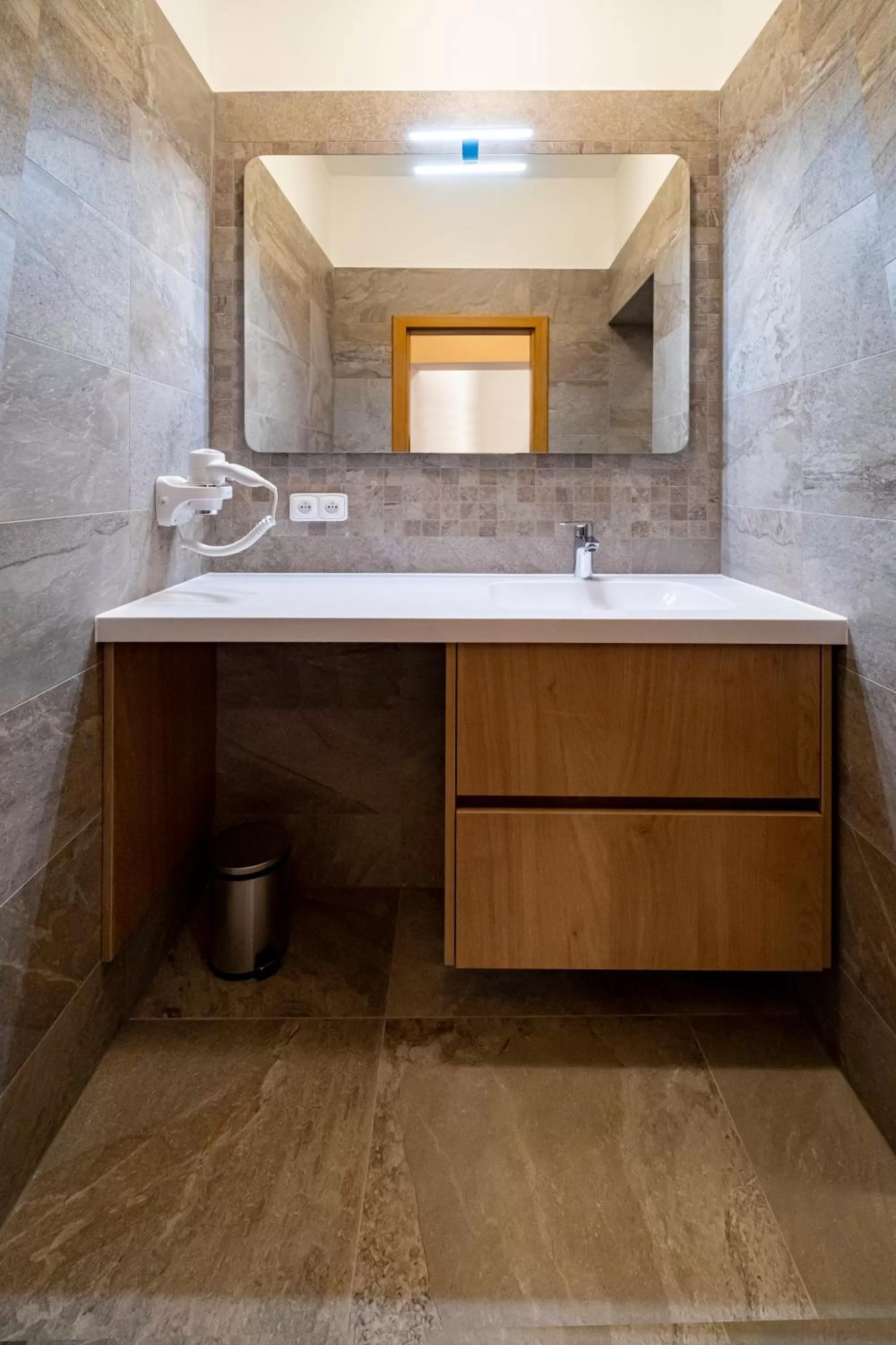 Kitchen/Kitchenette in Relax Hotel Stork