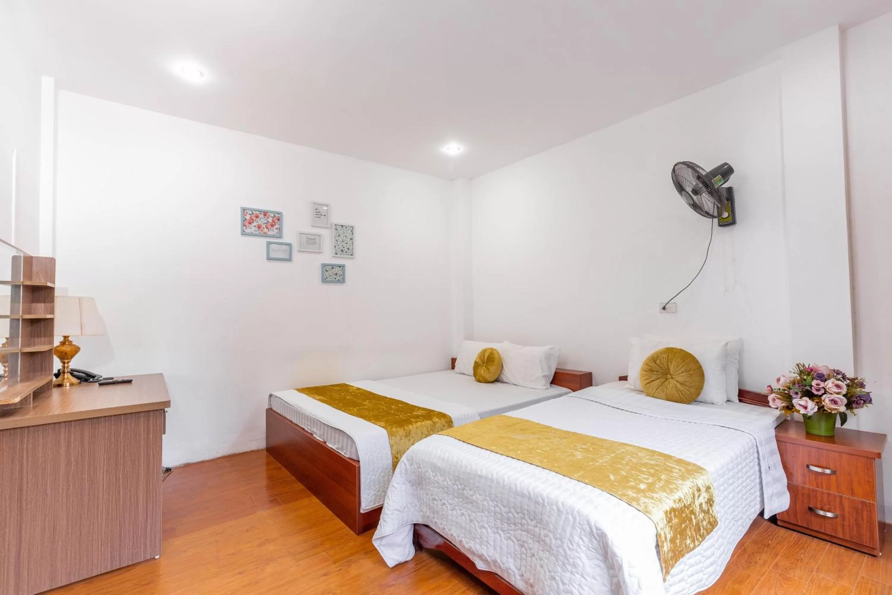 Bed in Hanoi View Legend Hotel