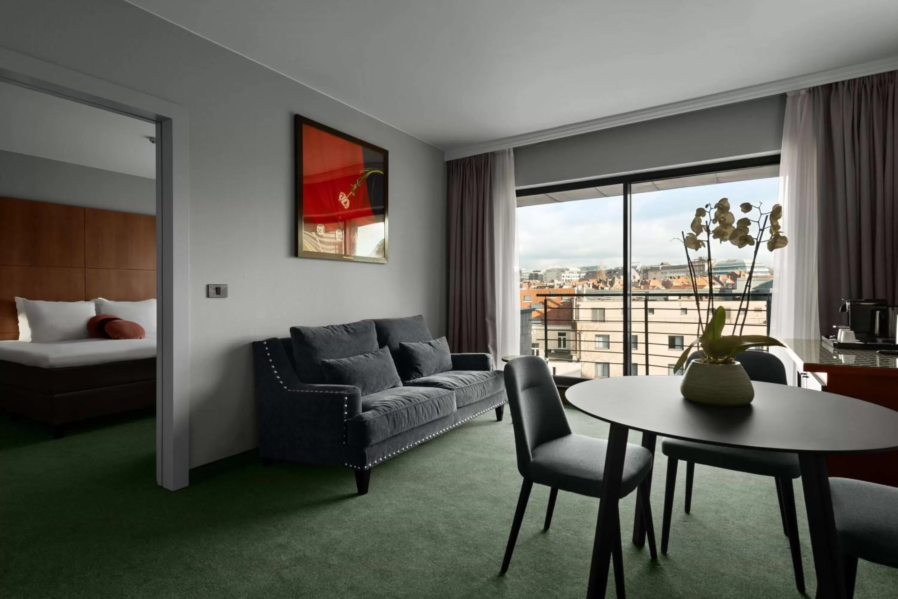 Photo of the whole room, Bed in NH Brussels EU Berlaymont