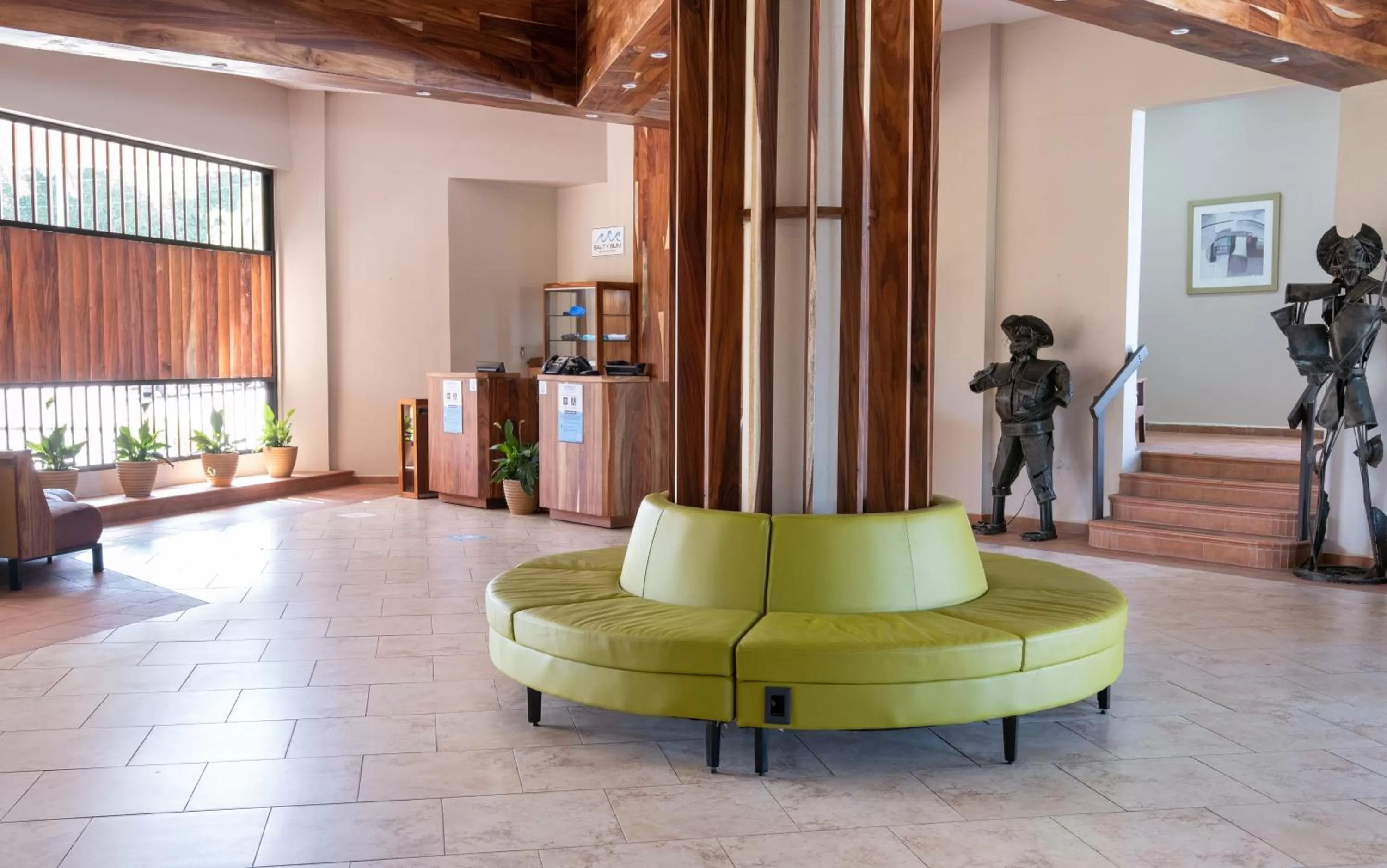 Lobby or reception in Parador El Faro