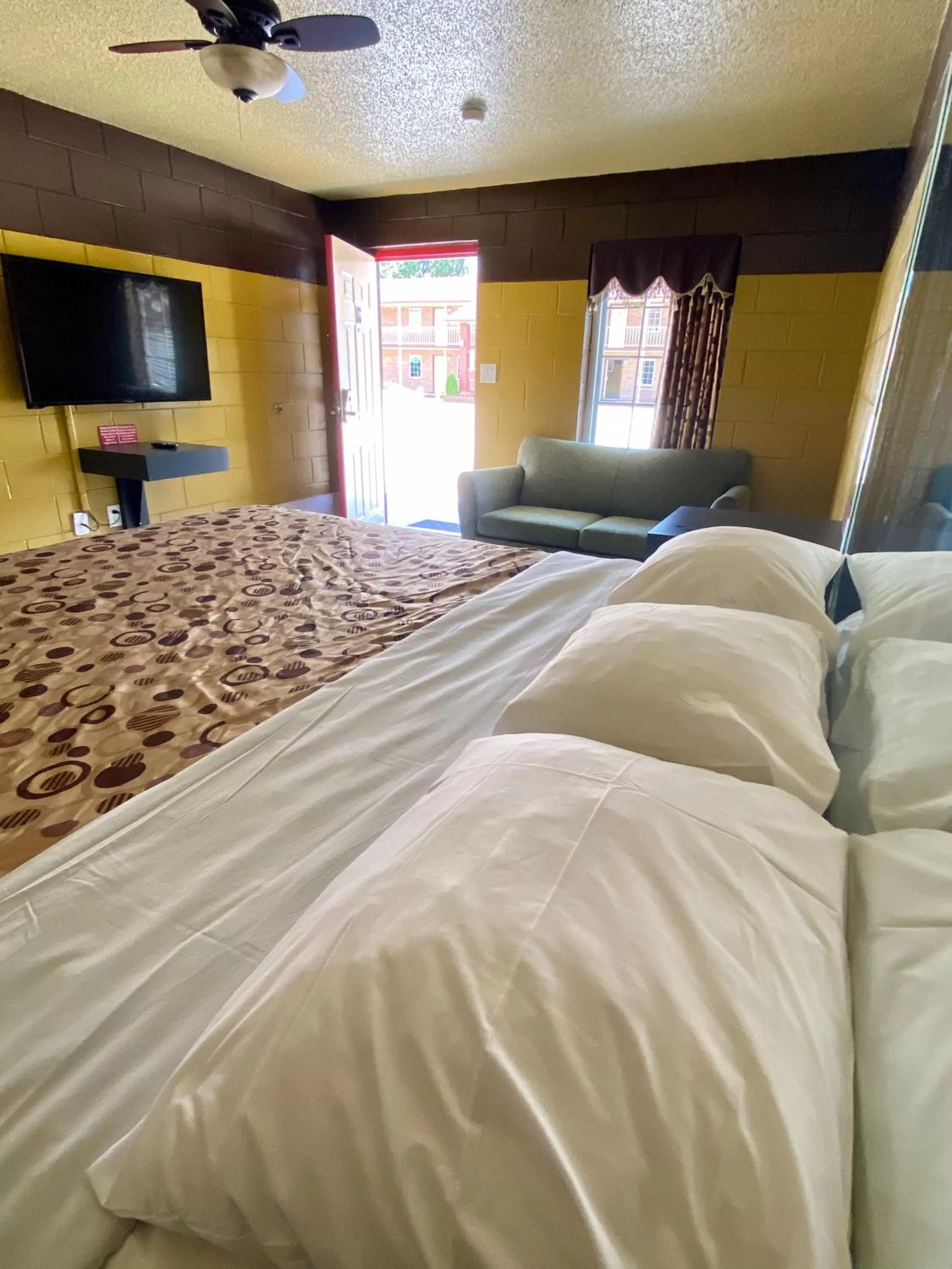 Savannah Inn and Suites Savannah Port Area