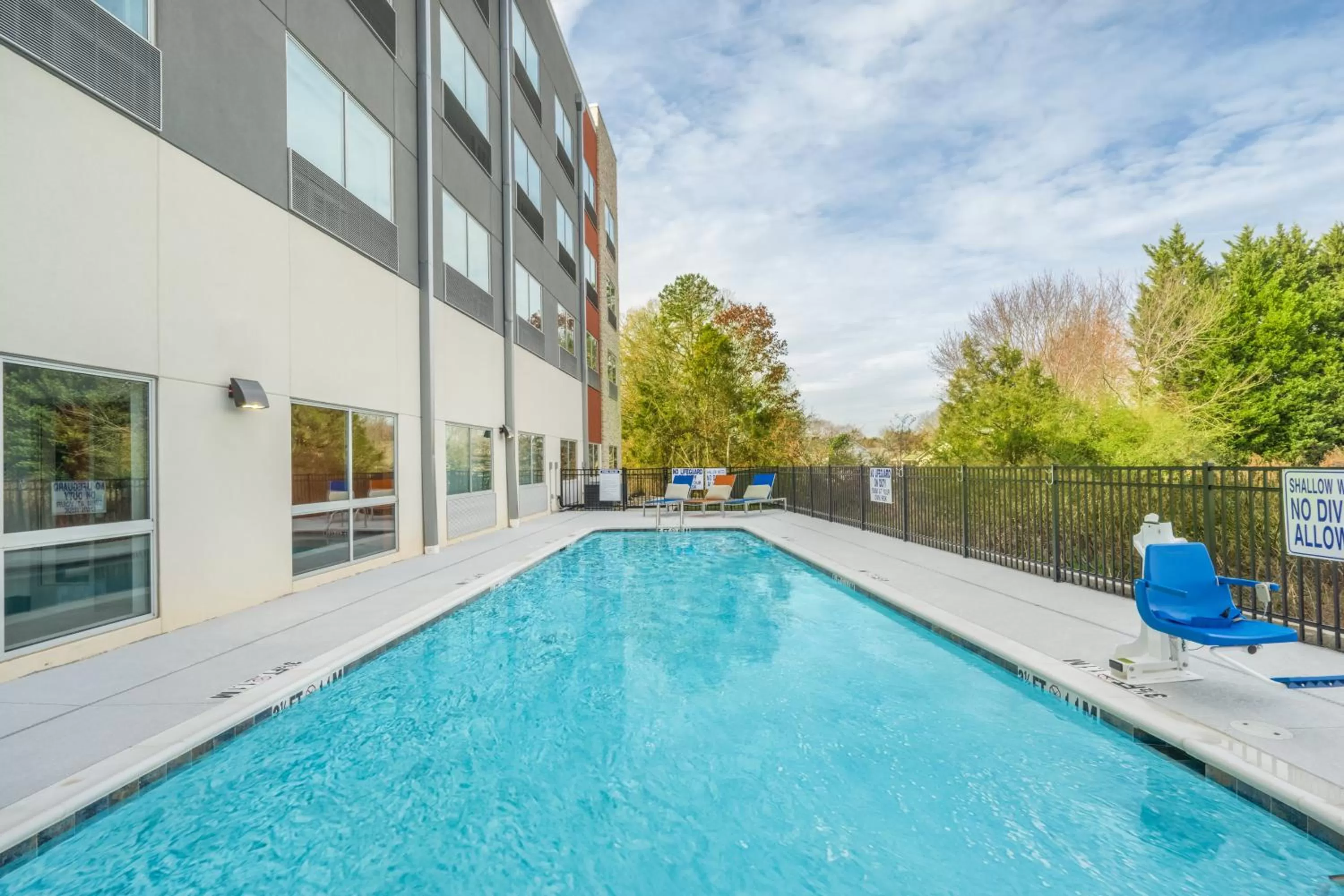 Swimming pool in Holiday Inn Express & Suites Greenville SE - Simpsonville by IHG