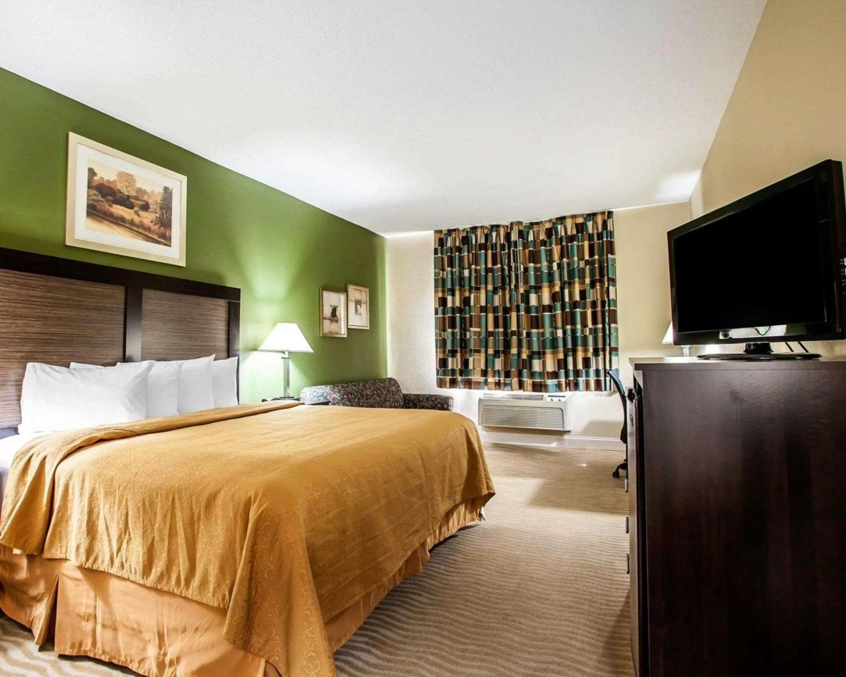 Photo of the whole room in Quality Inn & Suites Champaign North - Urbana