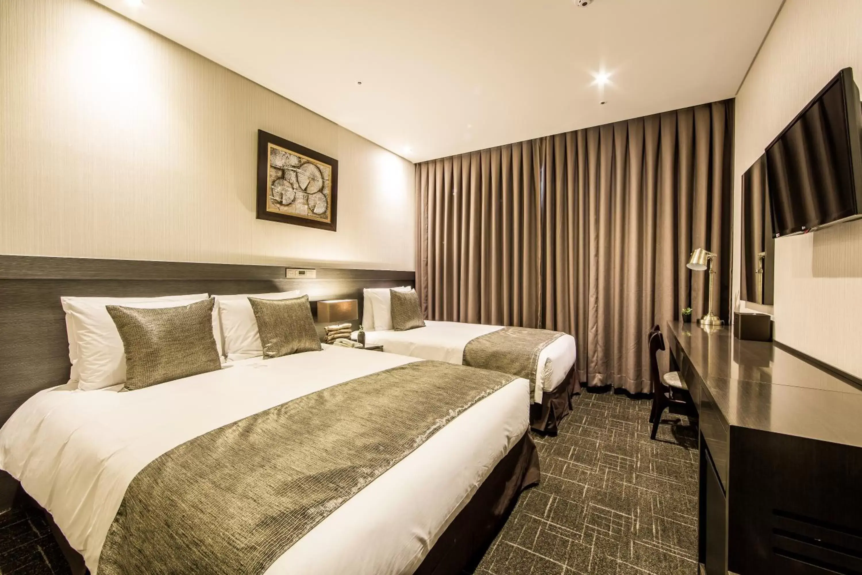 Deluxe Twin Room in Golden Seoul Hotel Deluxe Twin Room in Golden Seoul Hotel