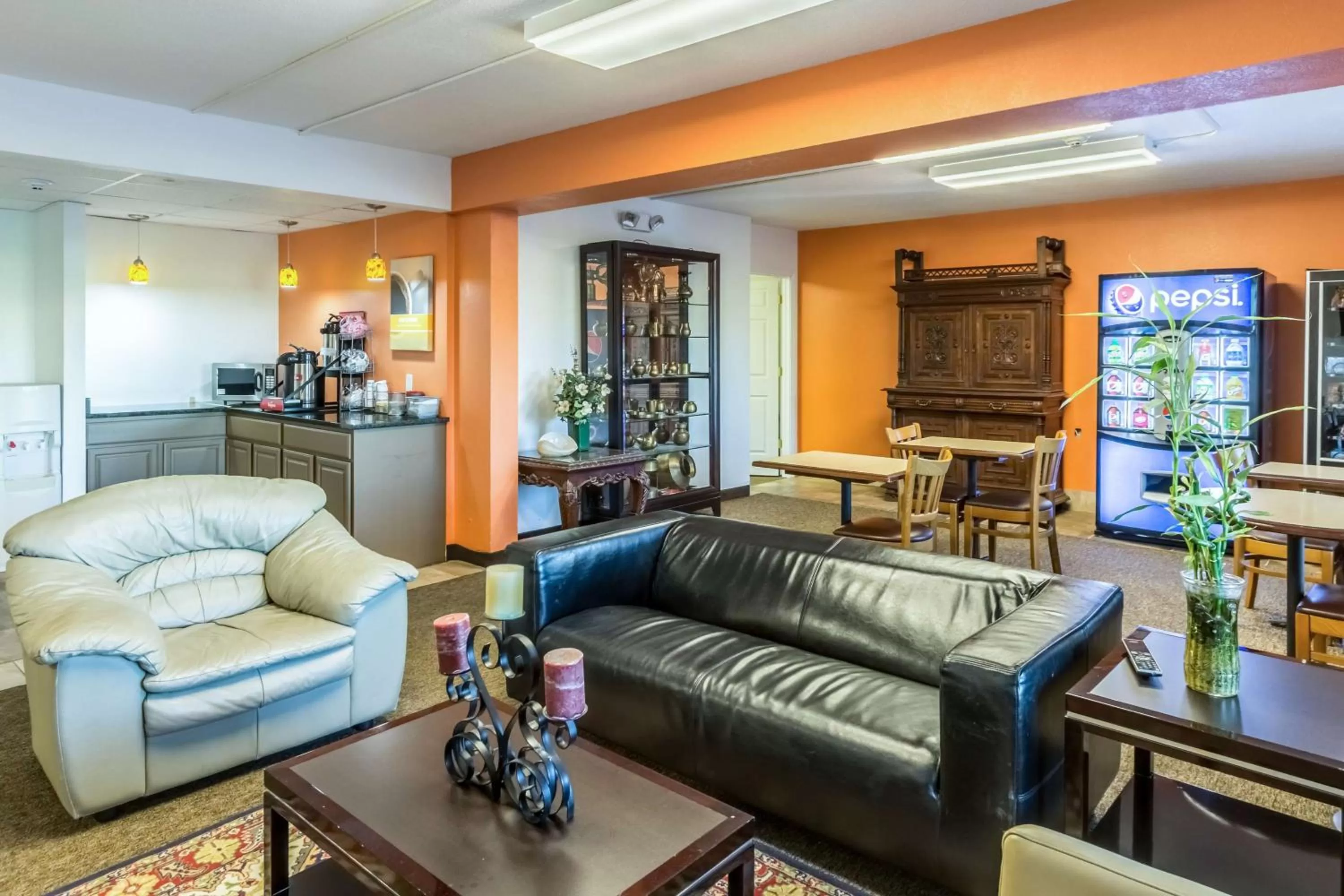 Lobby or reception in Motel 6-Springfield, OH