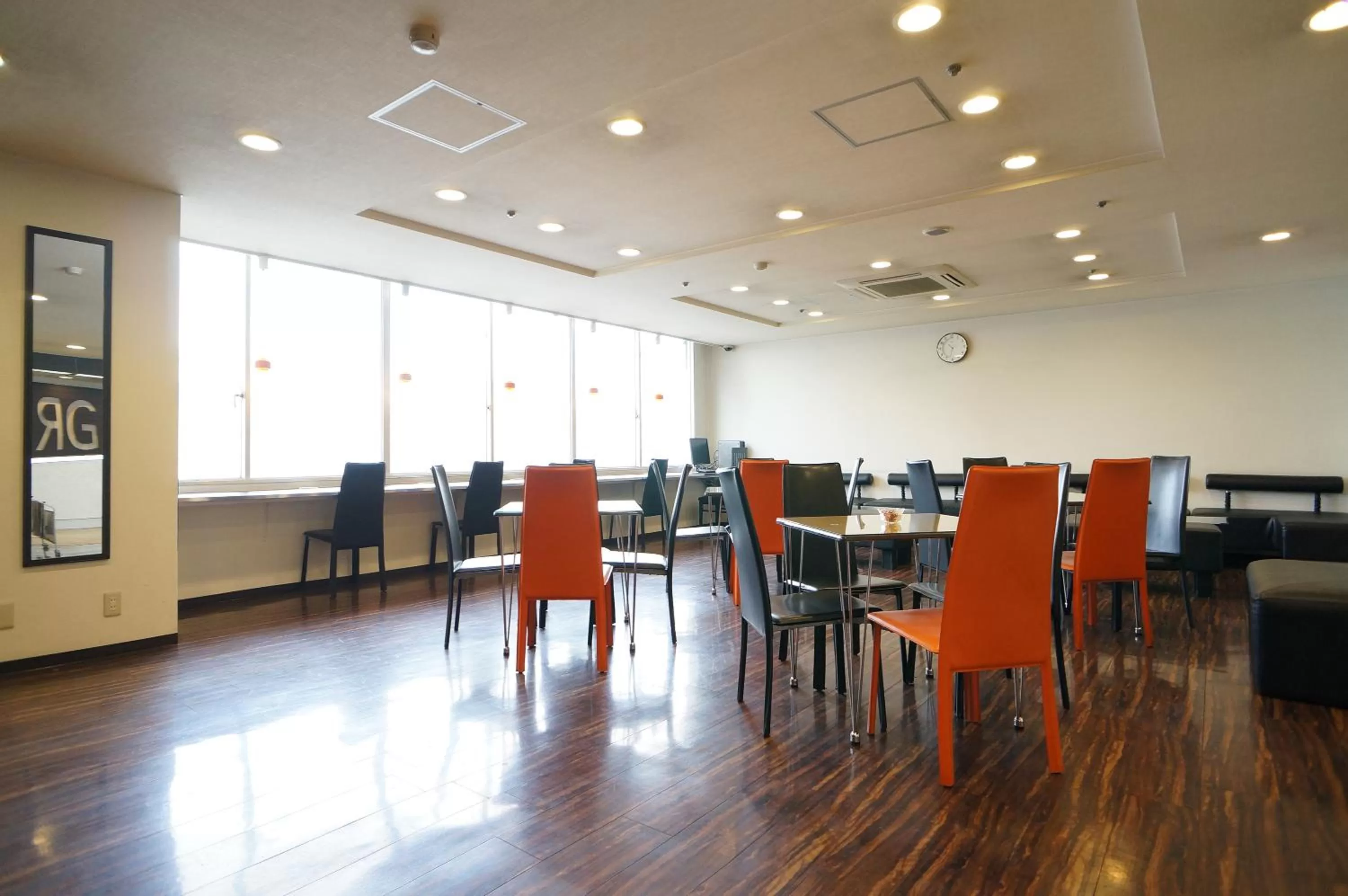 Lobby or reception in Green Rich Hotel Kagoshima Tenmonkan