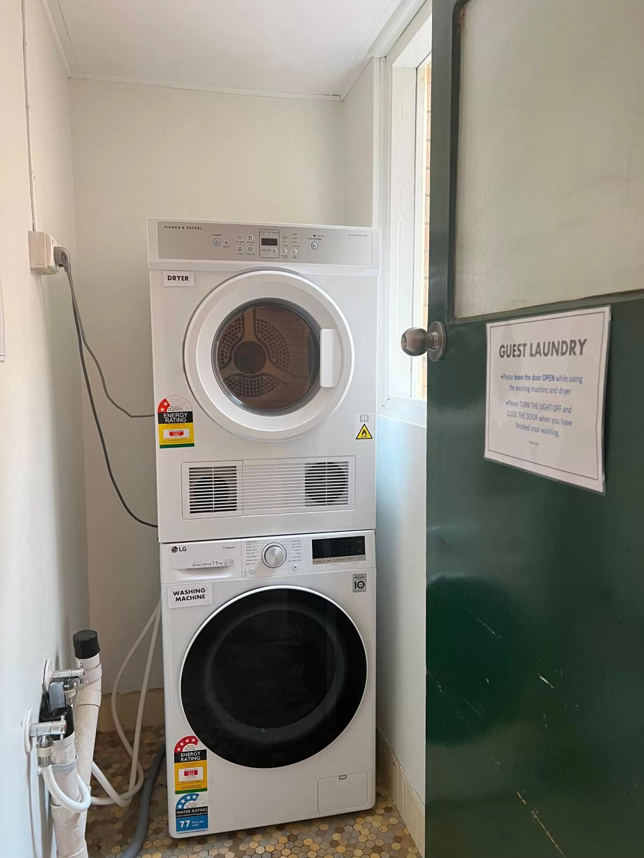 laundry in Bridge Motel Wellington