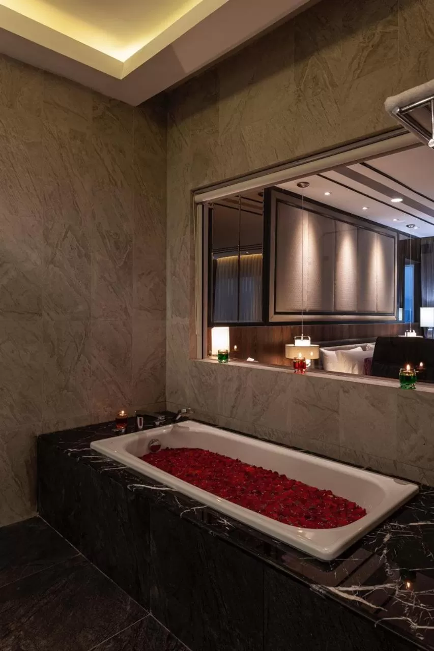 Bathroom in Shakti Hotel Bandung