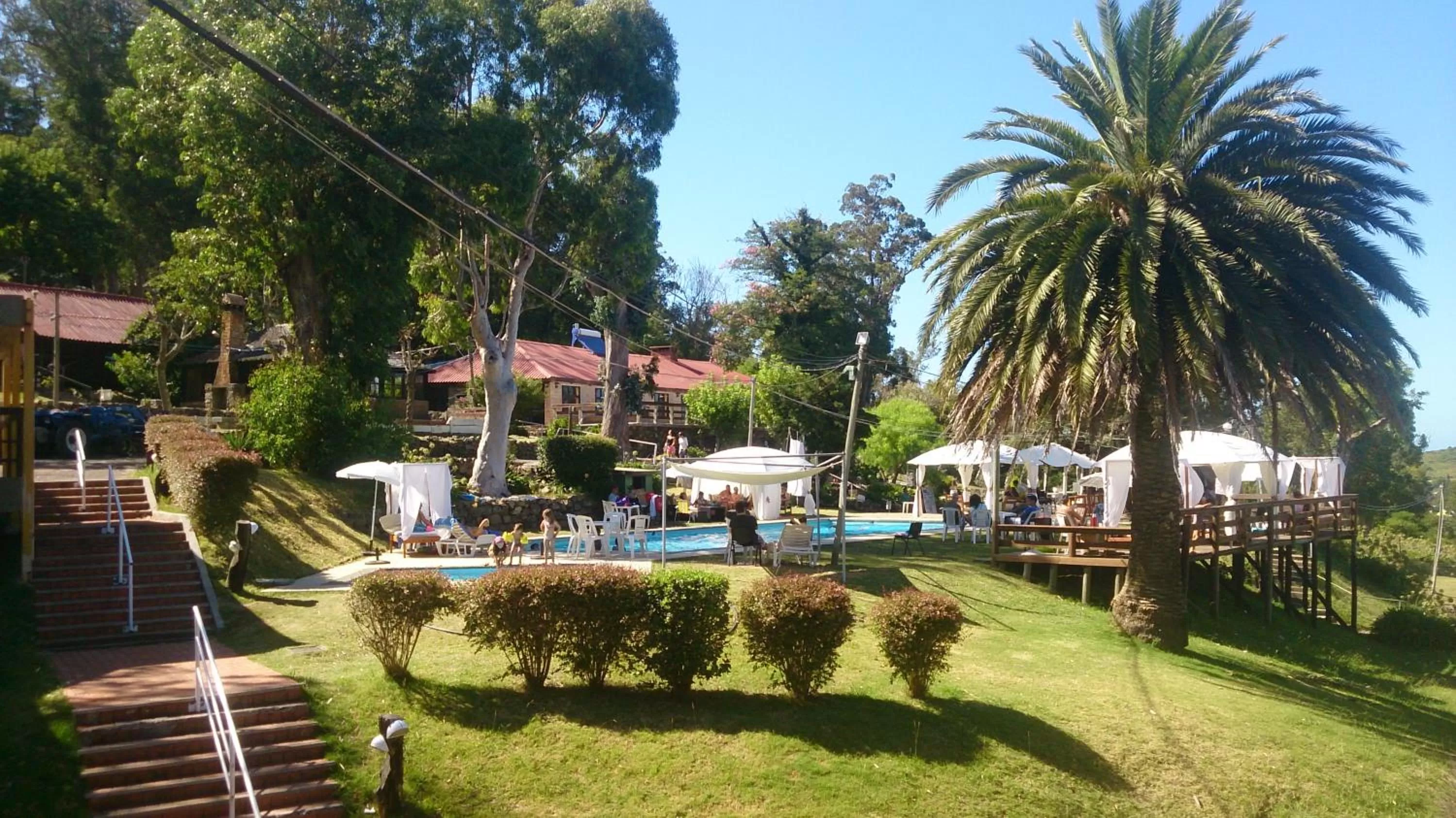 Garden, Swimming Pool in Complejo Laderas del Cerro