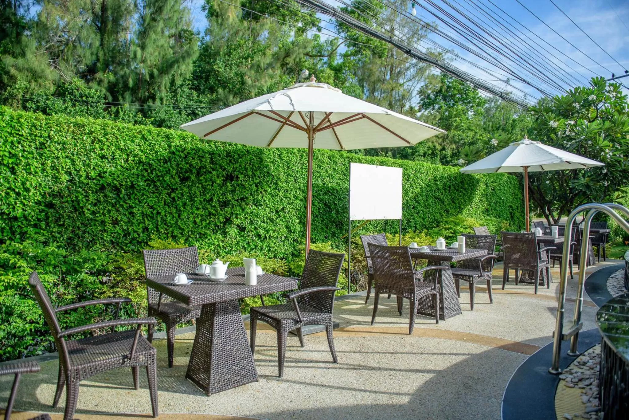 Golden Beach Cha-Am Hotel