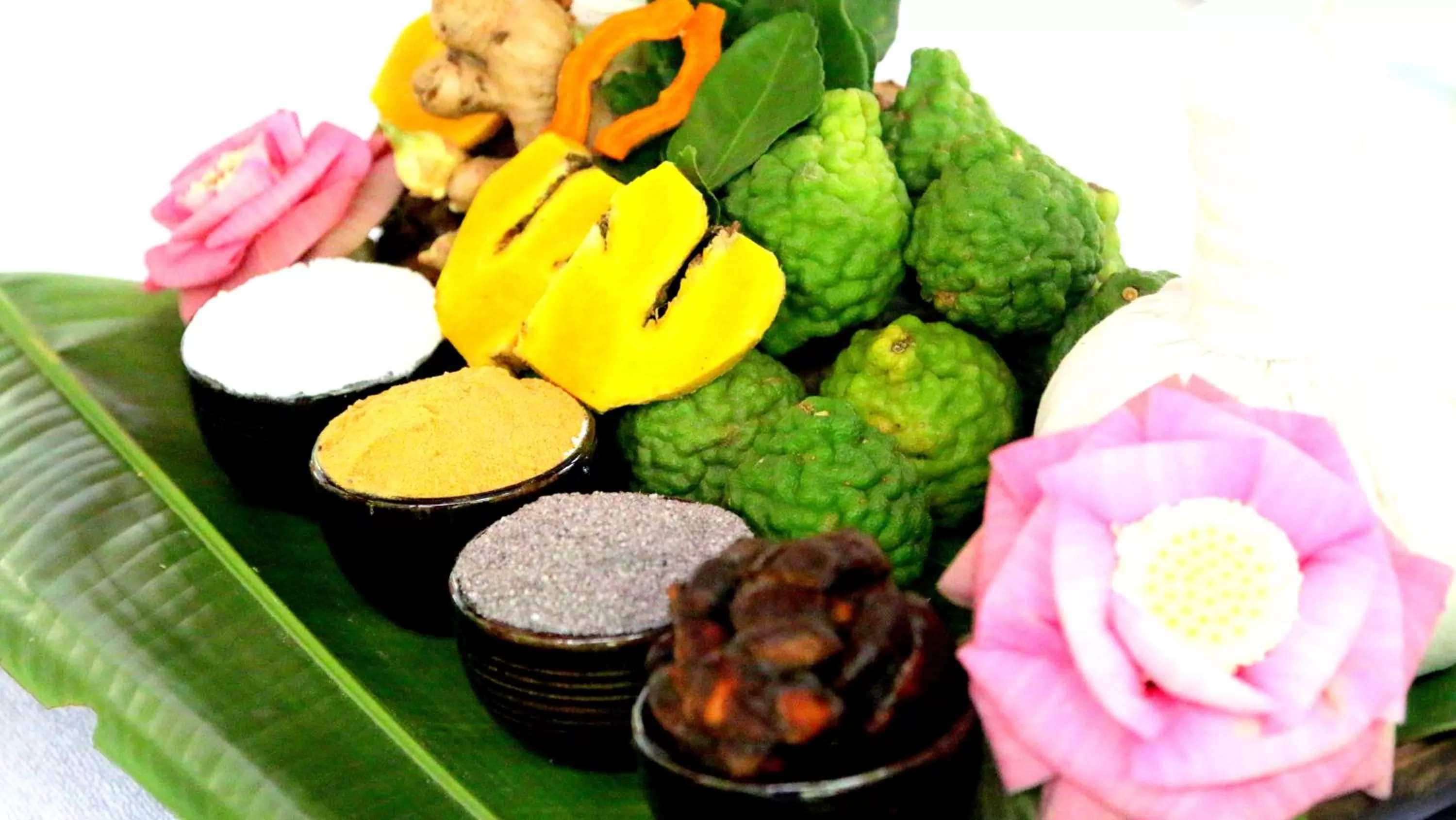 Spa and wellness centre/facilities, Food in La Residence Blanc D'Angkor