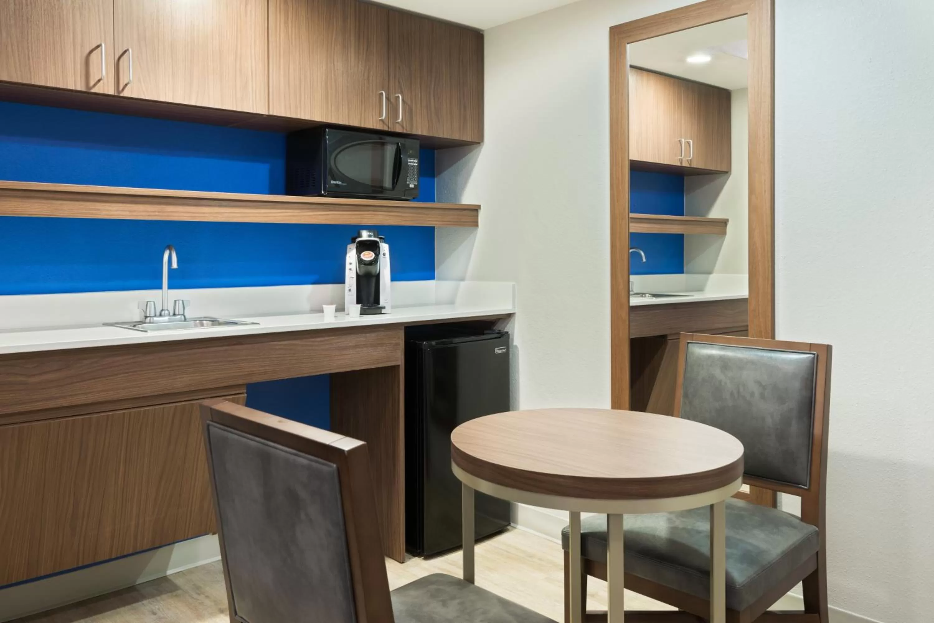 Executive Suite - Non-Smoking in Holiday Inn Express & Suites - Nearest Universal Orlando, an IHG Hotel