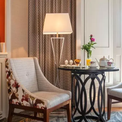 Executive King Room in Beechwood Hotel Executive King Room in Beechwood Hotel