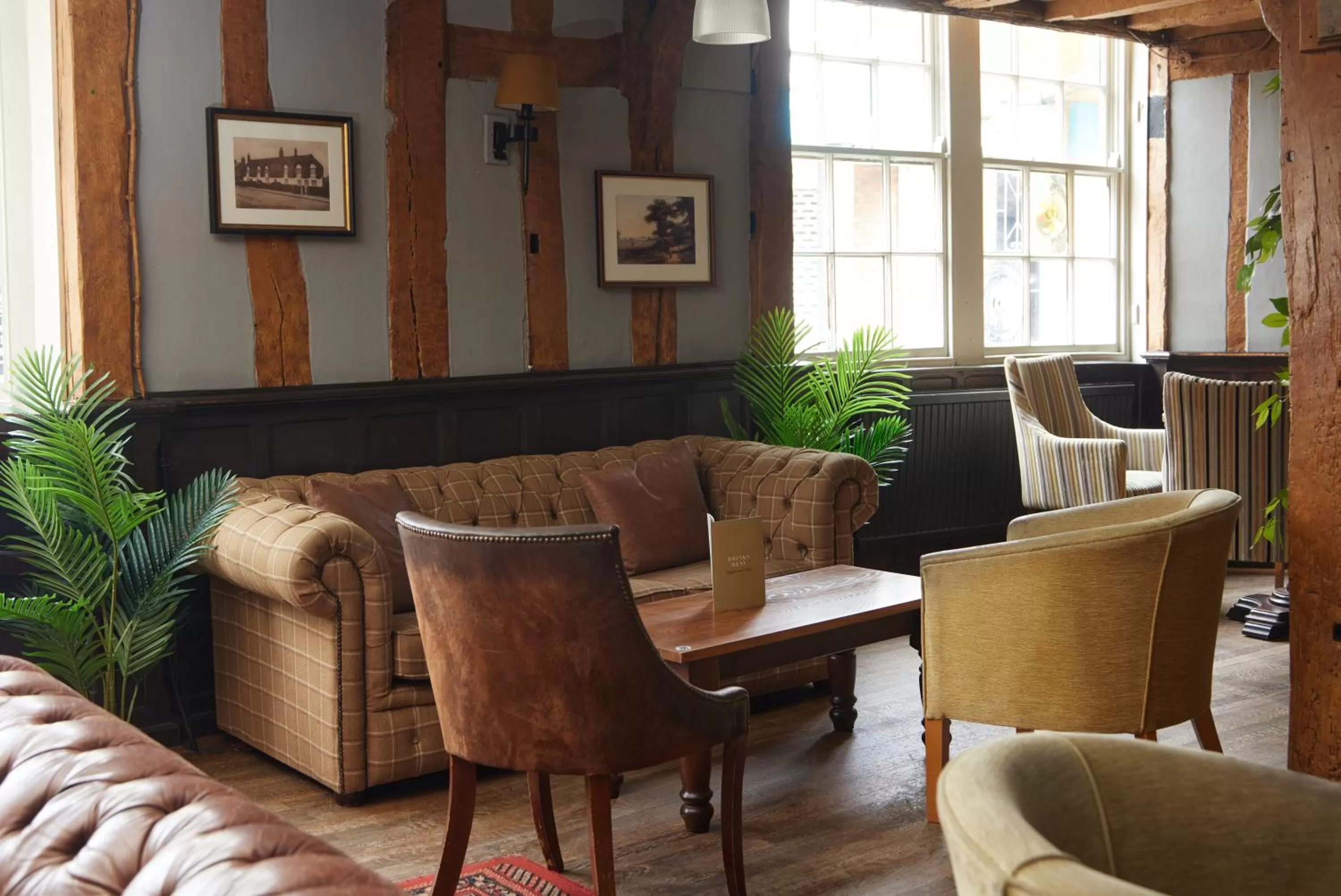 Restaurant/places to eat in White Hart Hotel by Greene King Inns