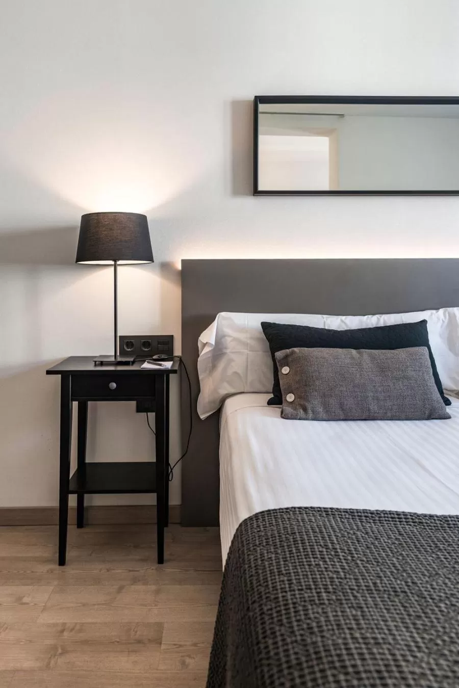 Bed in Hotel Paseo de Gracia