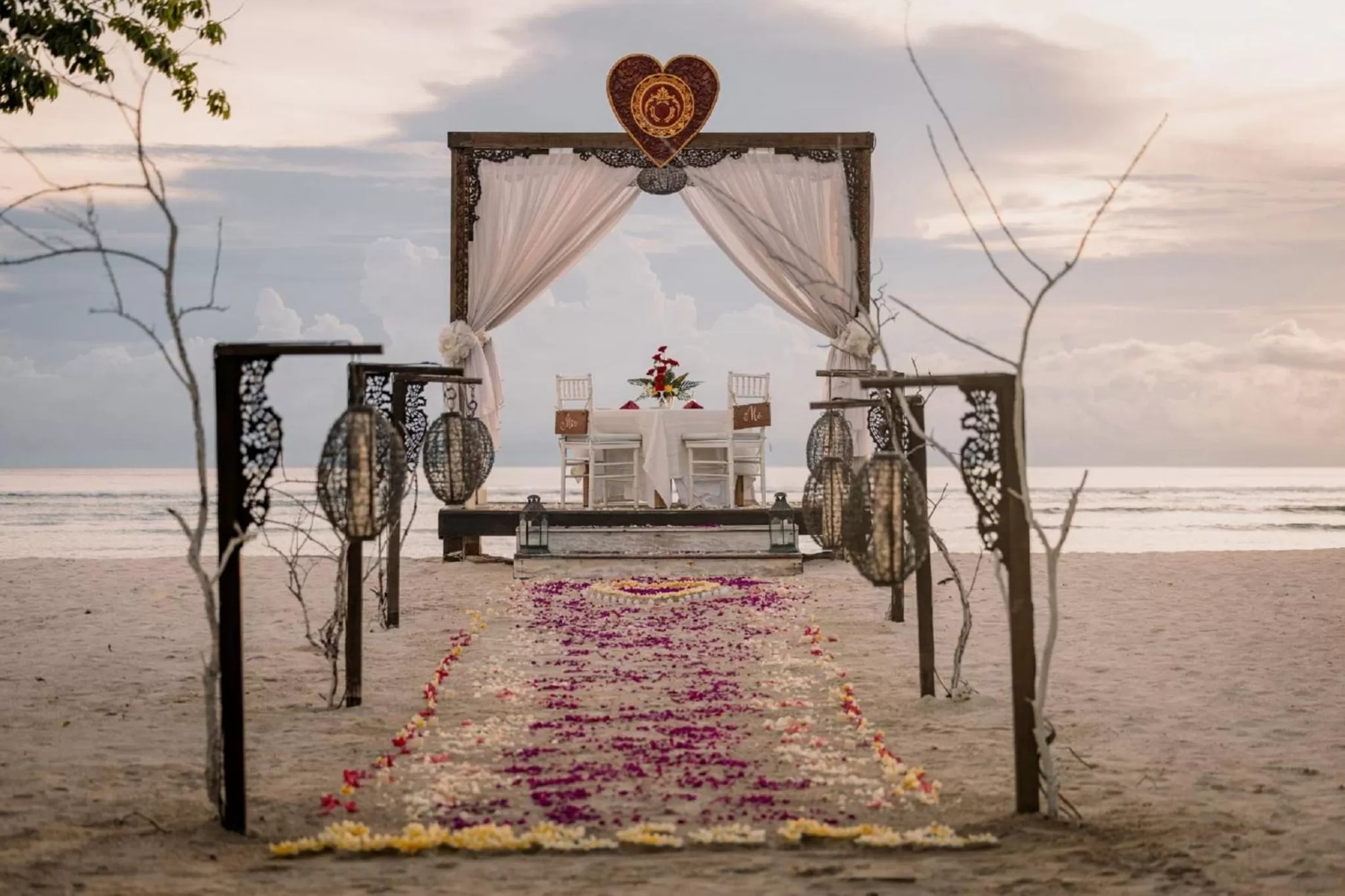 Restaurant/places to eat in Ombak Sunset