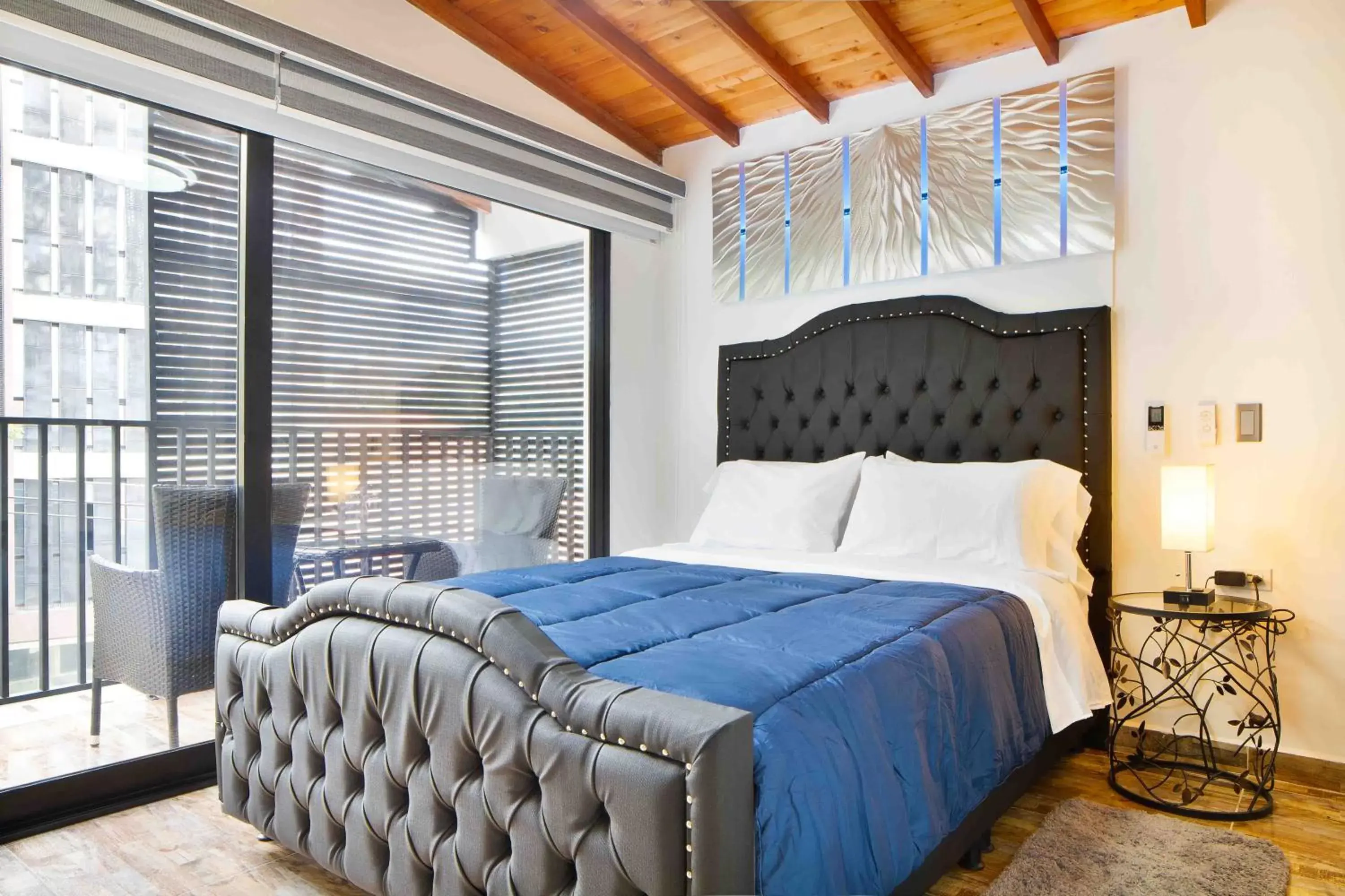 One-Bedroom Apartment in Miracle One-Bedroom Apartment in Miracle