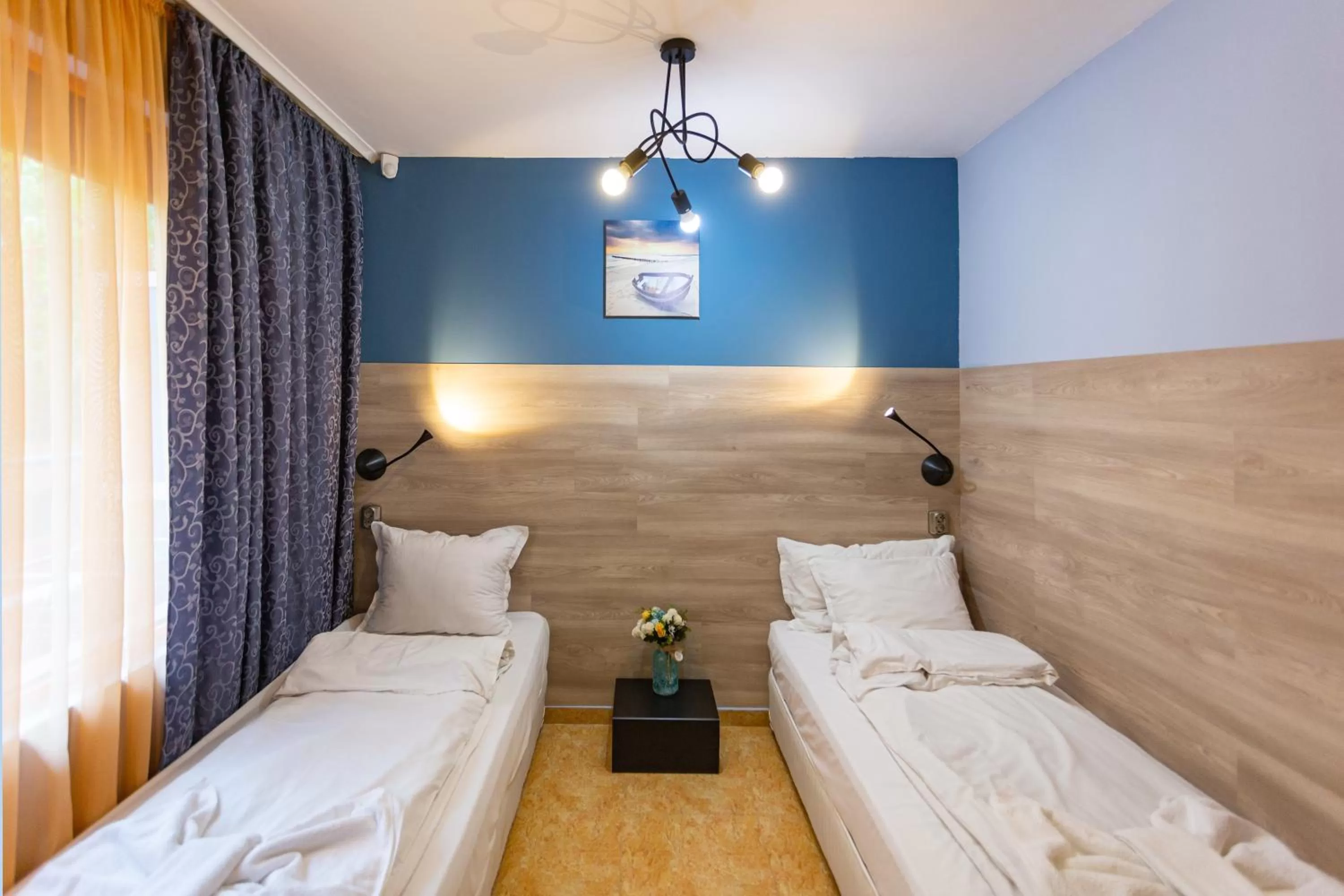 Bed in Family Hotel Jemelly