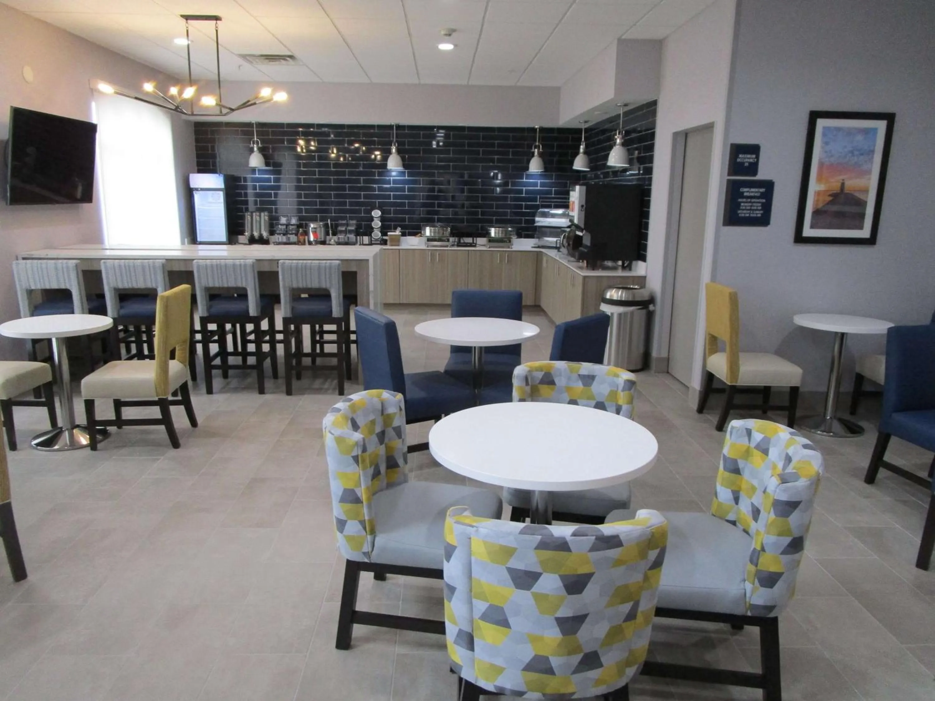 Breakfast in Best Western Plus Oklahoma City Northwest Inn & Suites