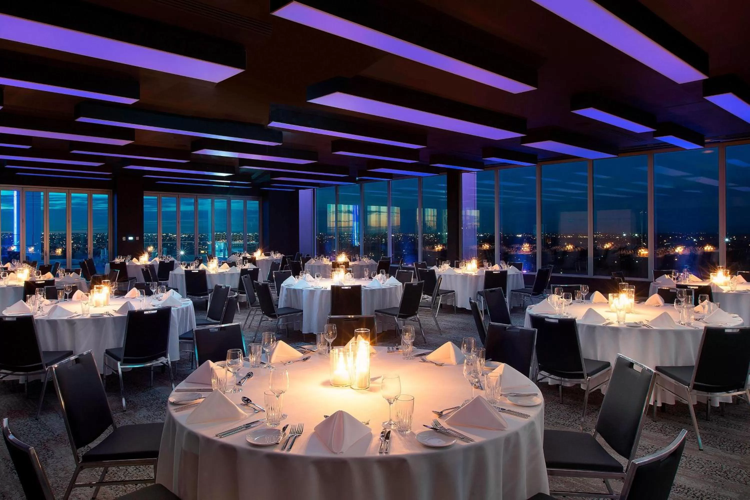 Meeting/conference room in Aloft Perth