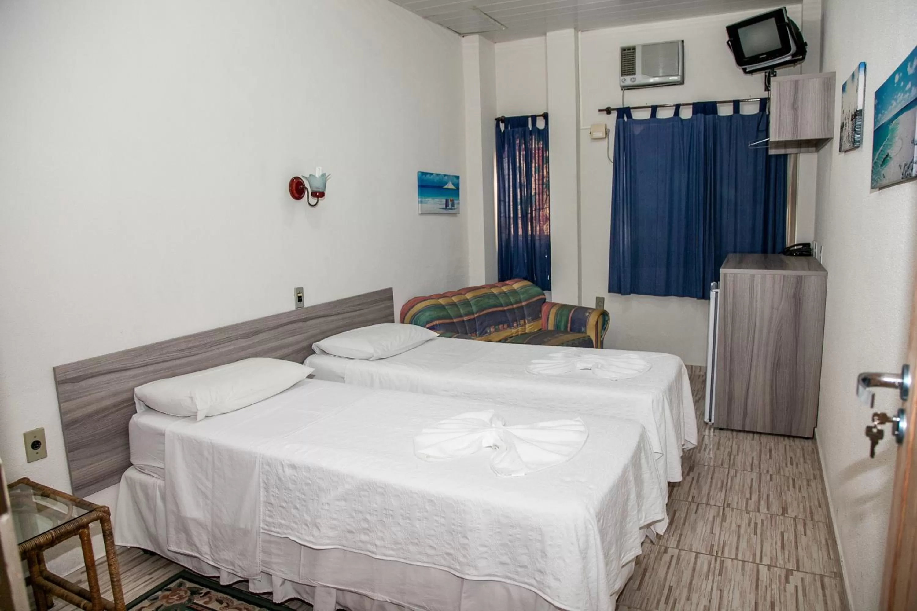 Photo of the whole room, Bed in Residencial Ilha Dourada
