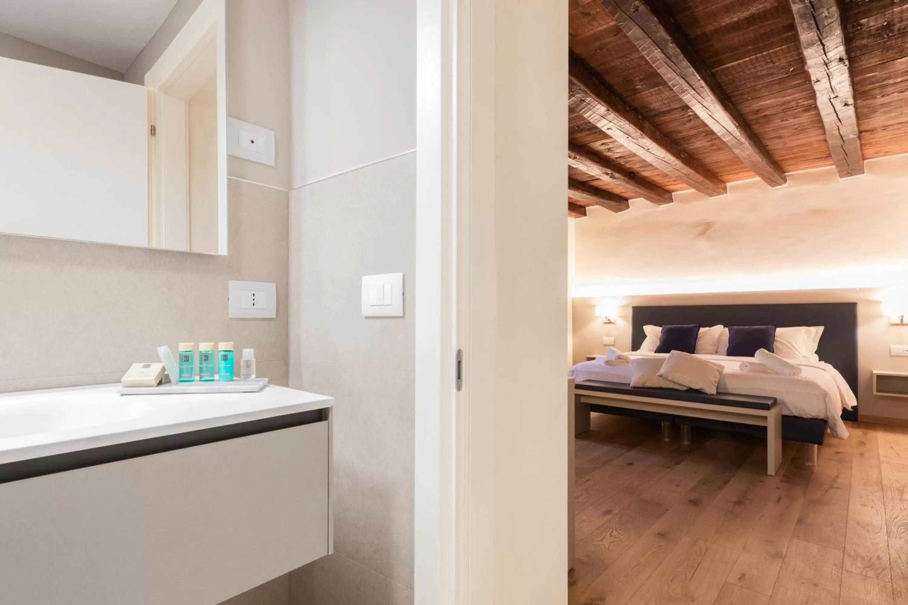 Bathroom, Bed in Ciasa De Gahja