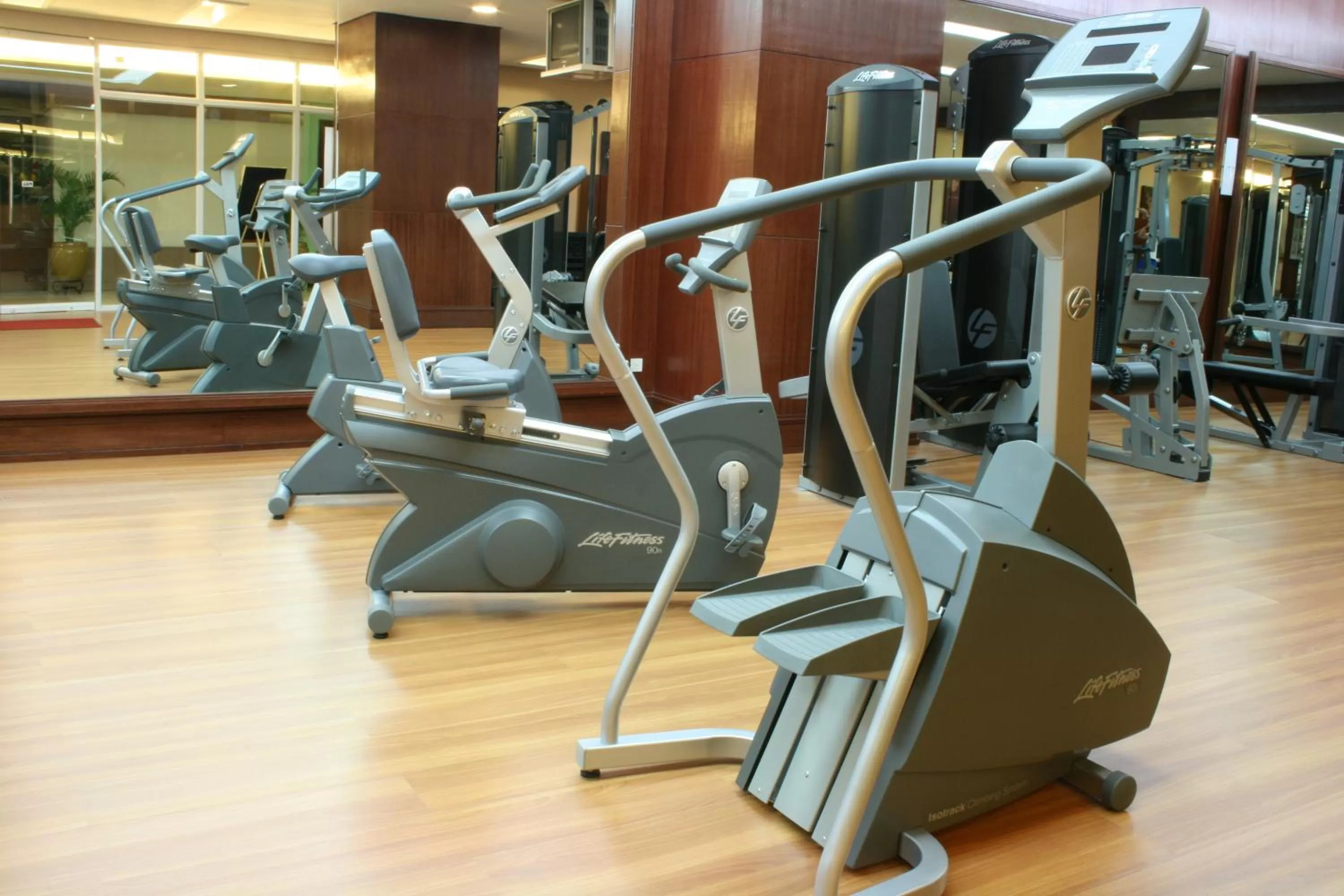Fitness centre/facilities in Marco Polo Plaza Cebu