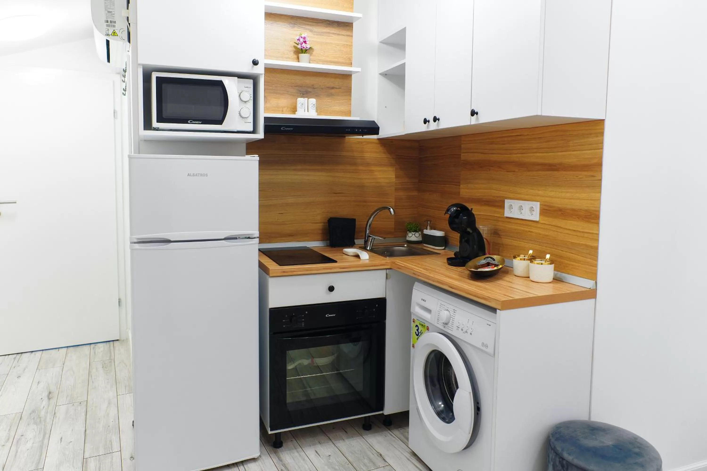 Kitchen or kitchenette, Kitchen/Kitchenette in Bella House