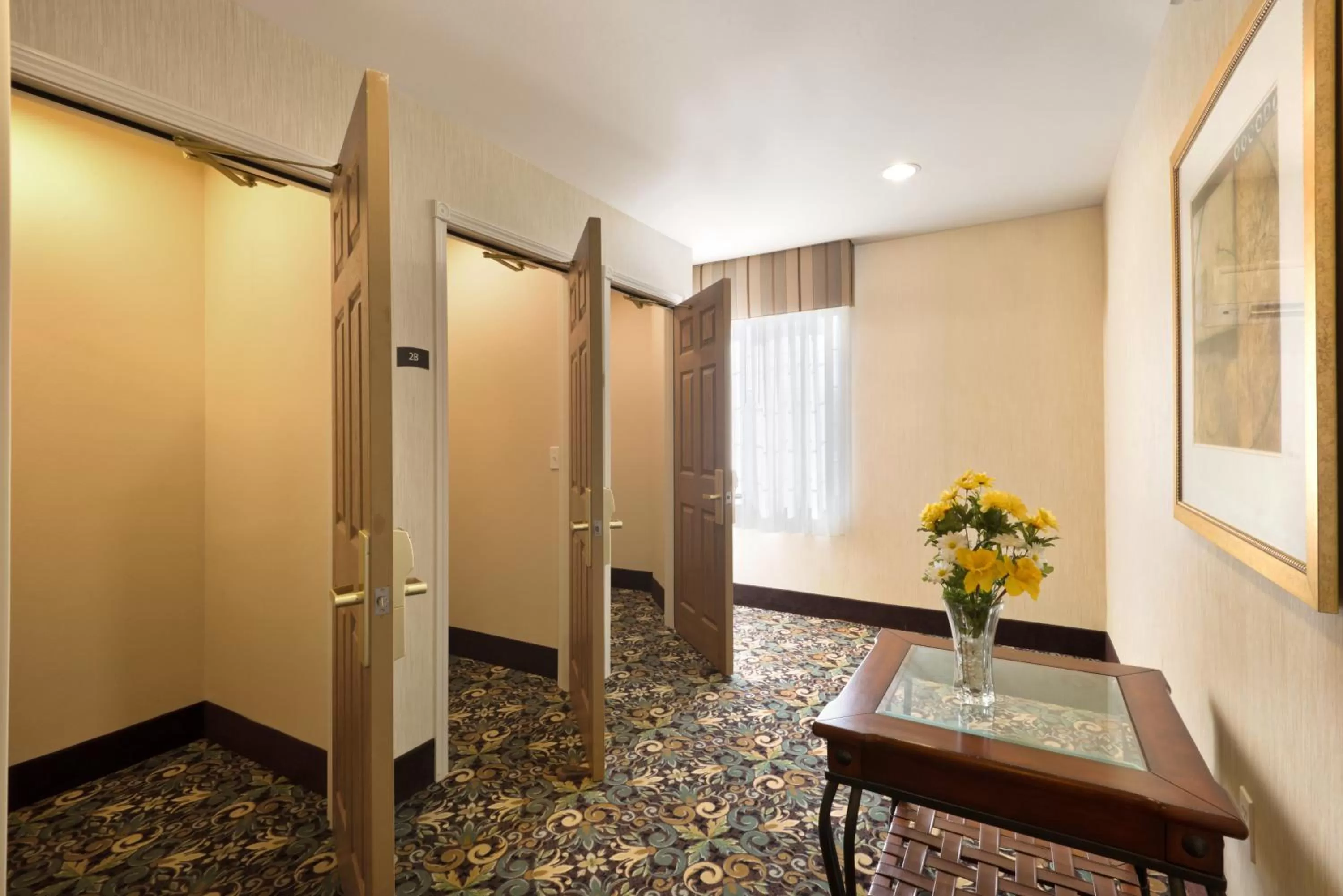 Lobby or reception in Staybridge Suites Tucson Airport by IHG