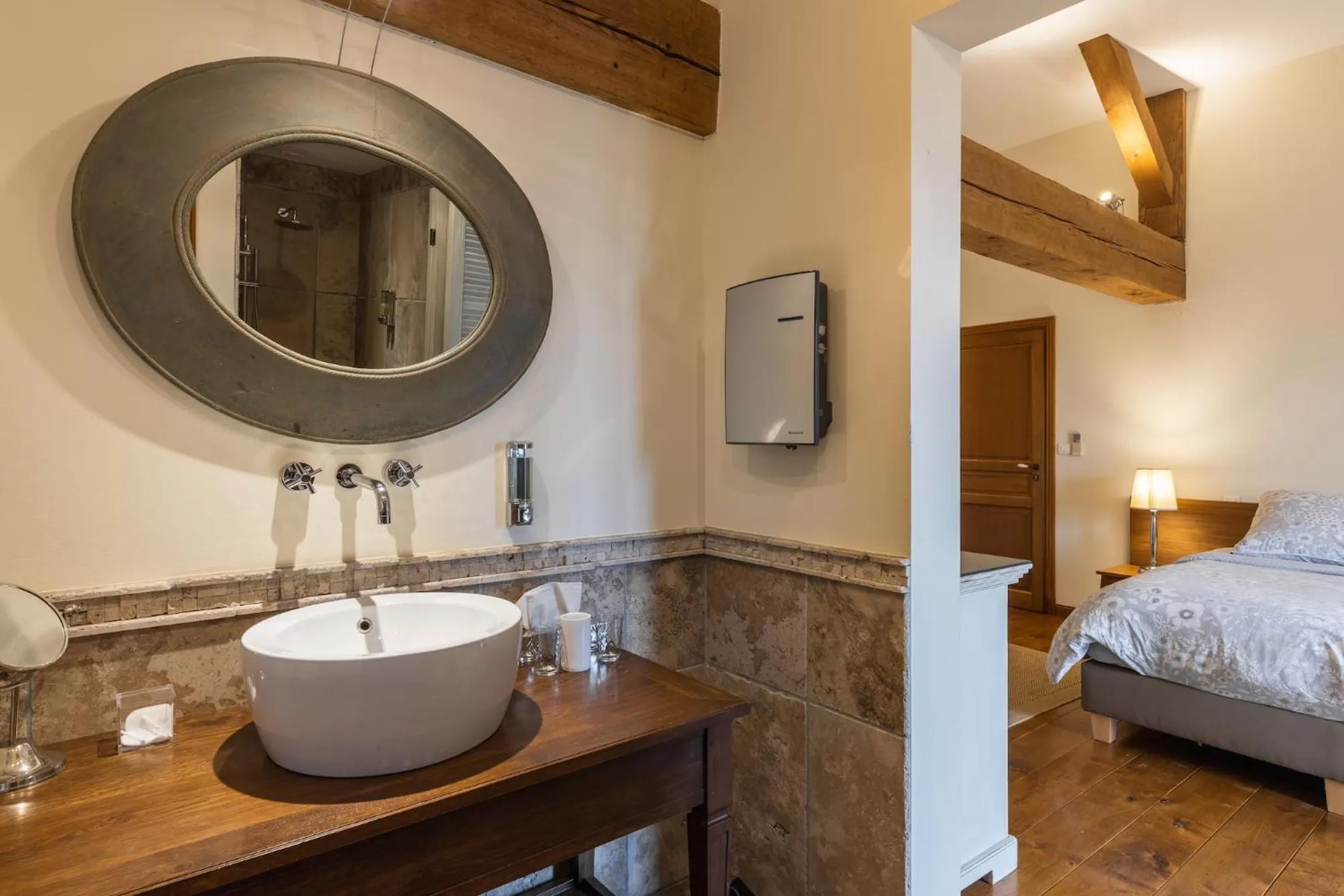 Bathroom in WAYA à Domaine Saint Domingue