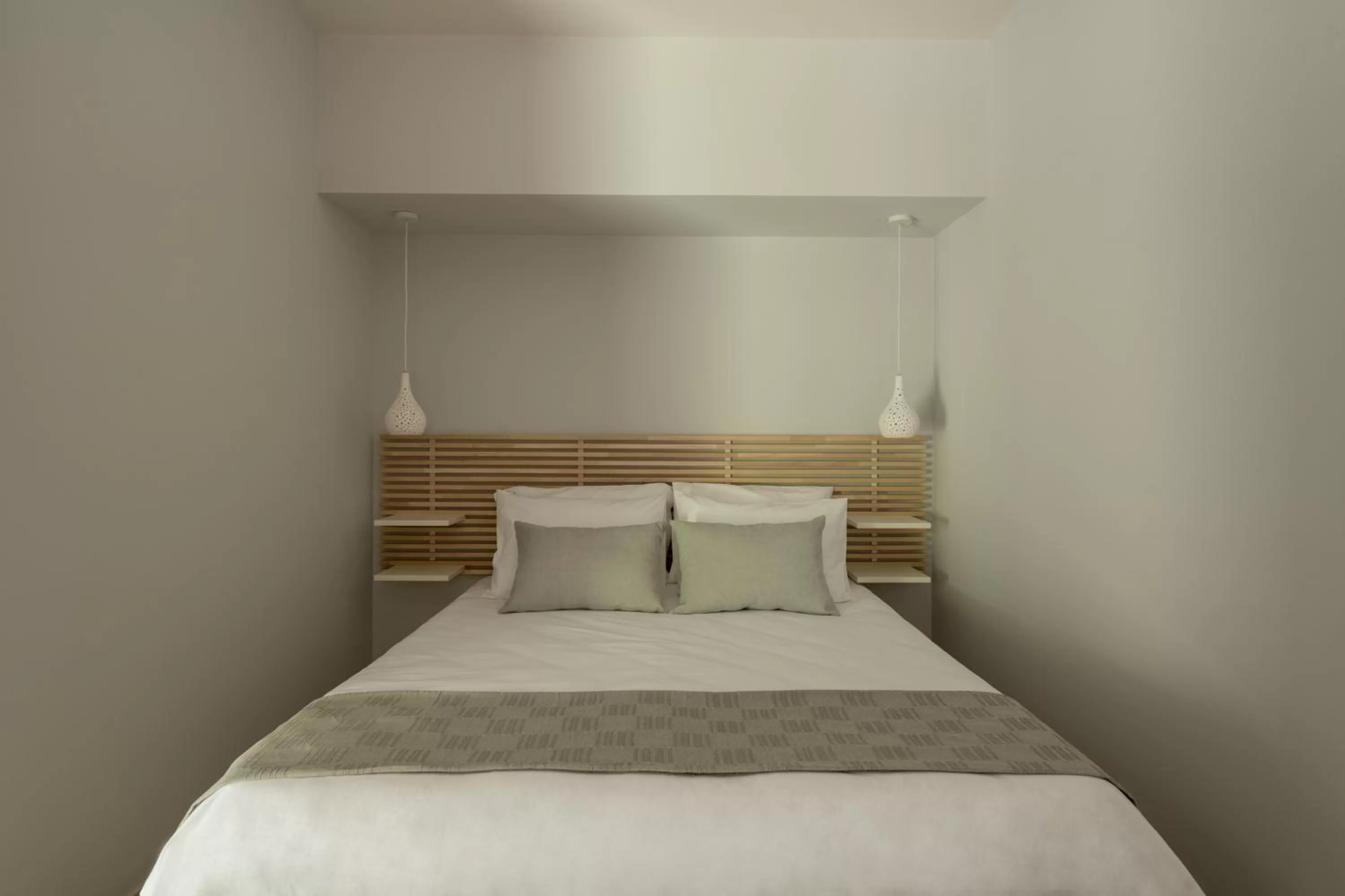 Bedroom, Bed in 12 Keys Athens Apartments