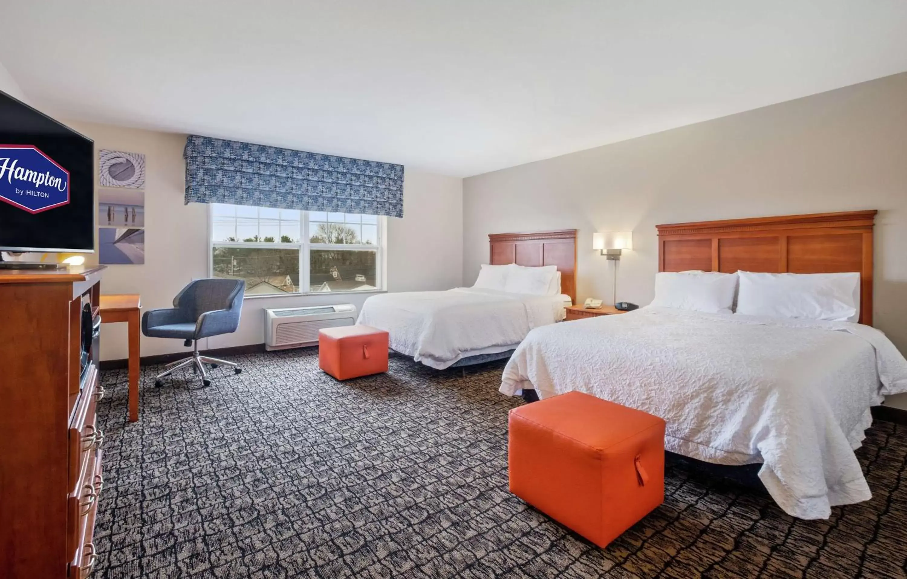 Queen Room with Two Queen Beds - Mobility and Hearing Access/Non-Smoking in Hampton Inn & Suites Rockland Queen Room with Two Queen Beds - Mobility and Hearing Access/Non-Smoking in Hampton Inn & Suites Rockland
