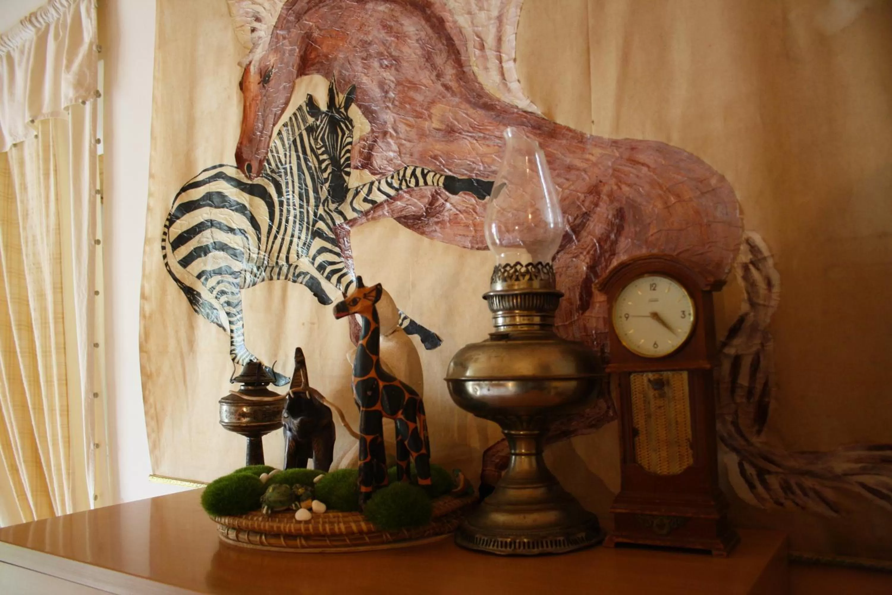 Decorative detail in Mini suite alla Cascata