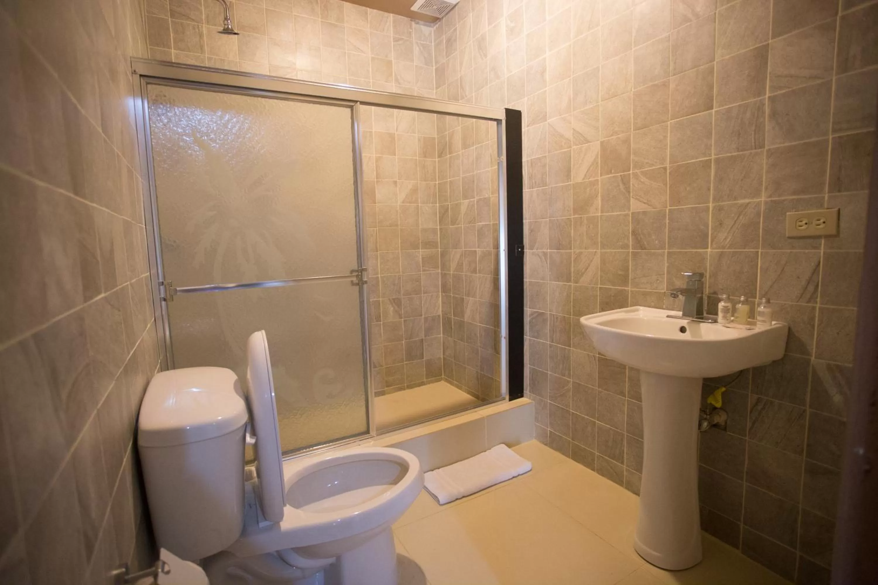 Shower in Auberge Villa Cana