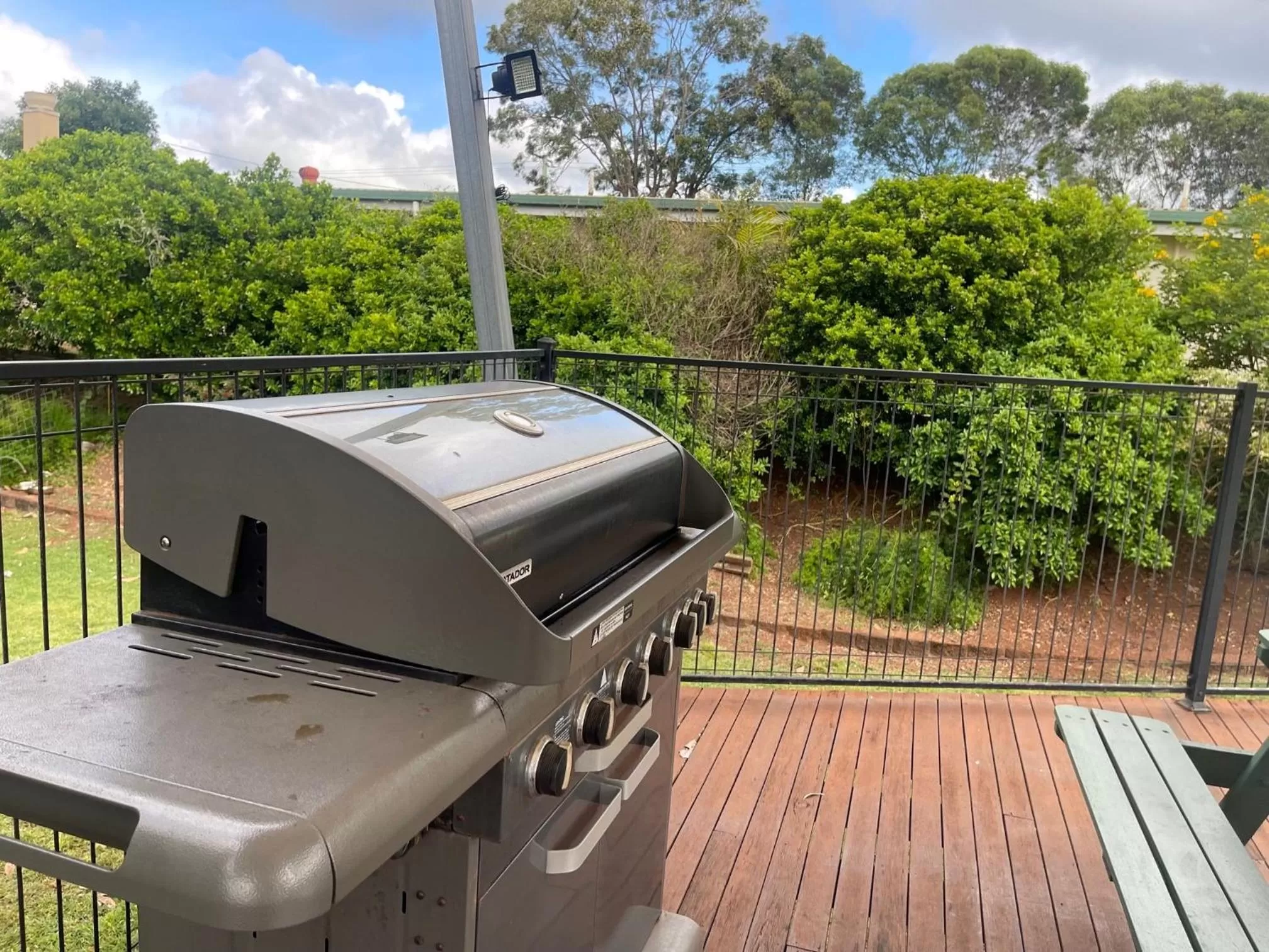 BBQ Facilities in Avocado Motor Inn
