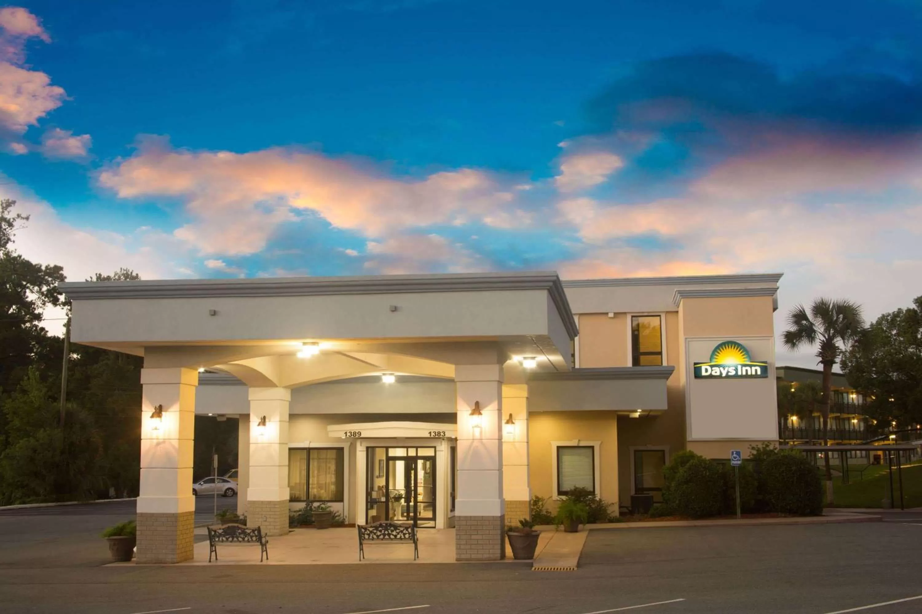 Property building in Days Inn by Wyndham Valdosta/Near Valdosta Mall