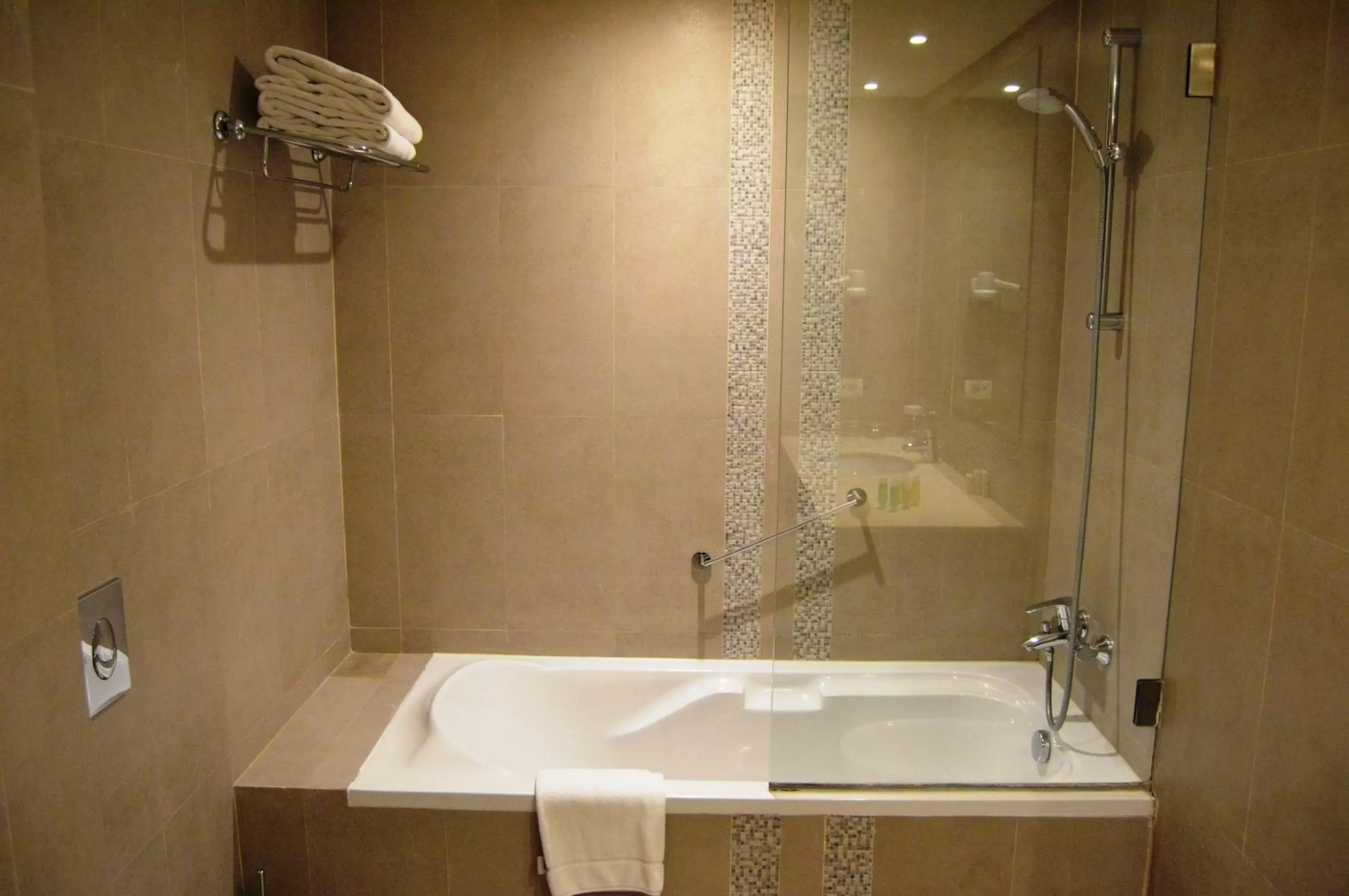 Bathroom in Country Lodge Hotel & Resort Beirut